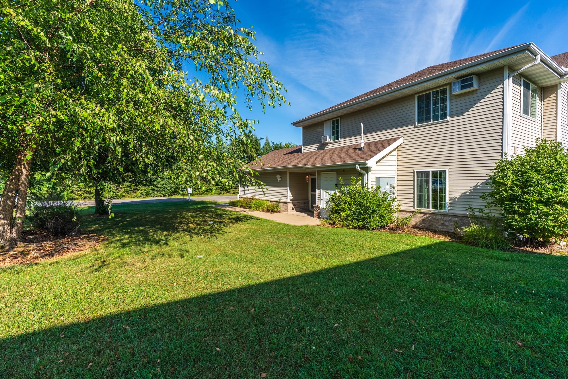 7235 Whitespire Road Property Photo 4