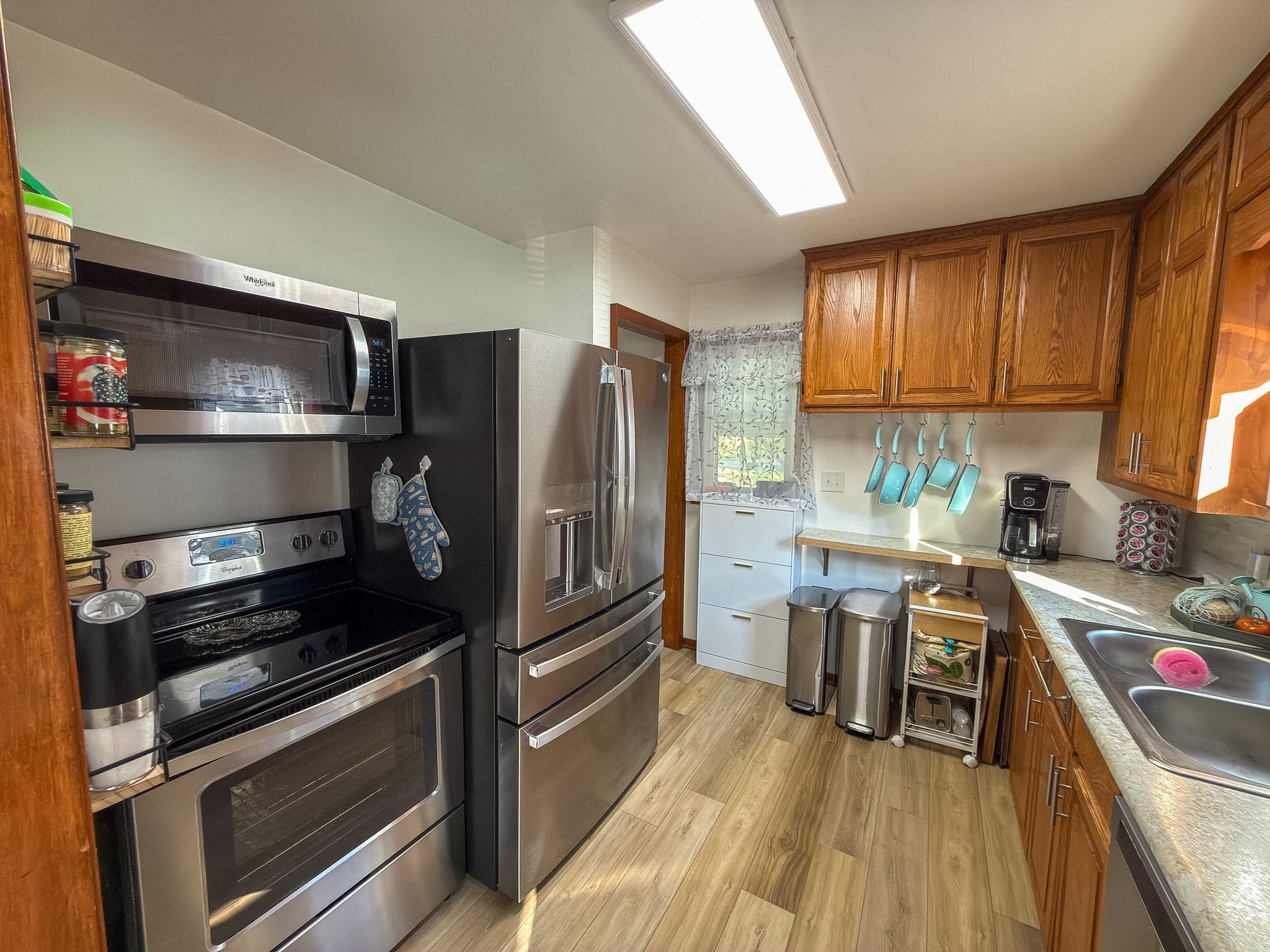 607 Johnson Street Property Photo 8