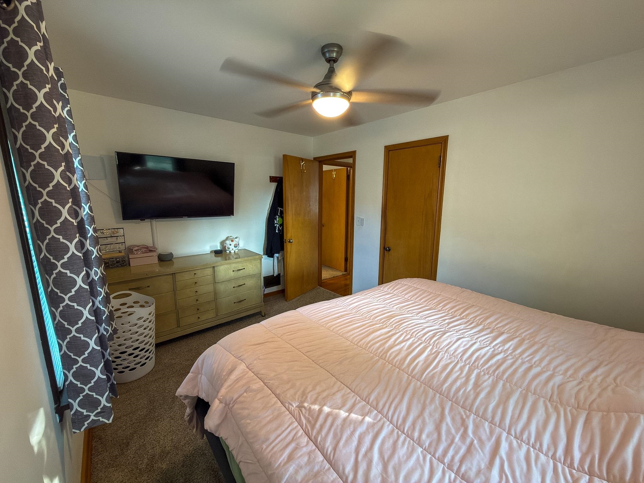 607 Johnson Street Property Photo 11