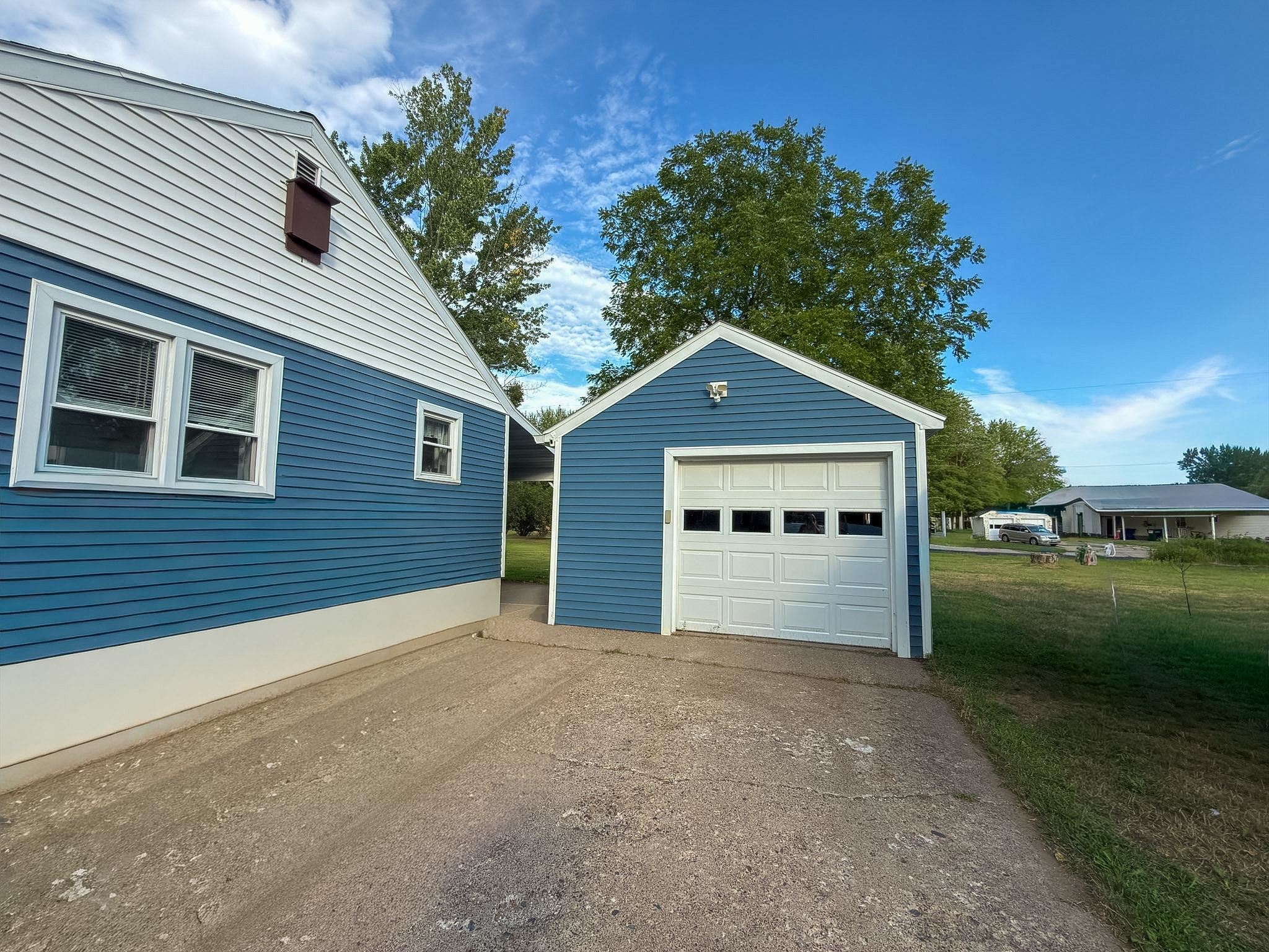 607 Johnson Street Property Photo 25
