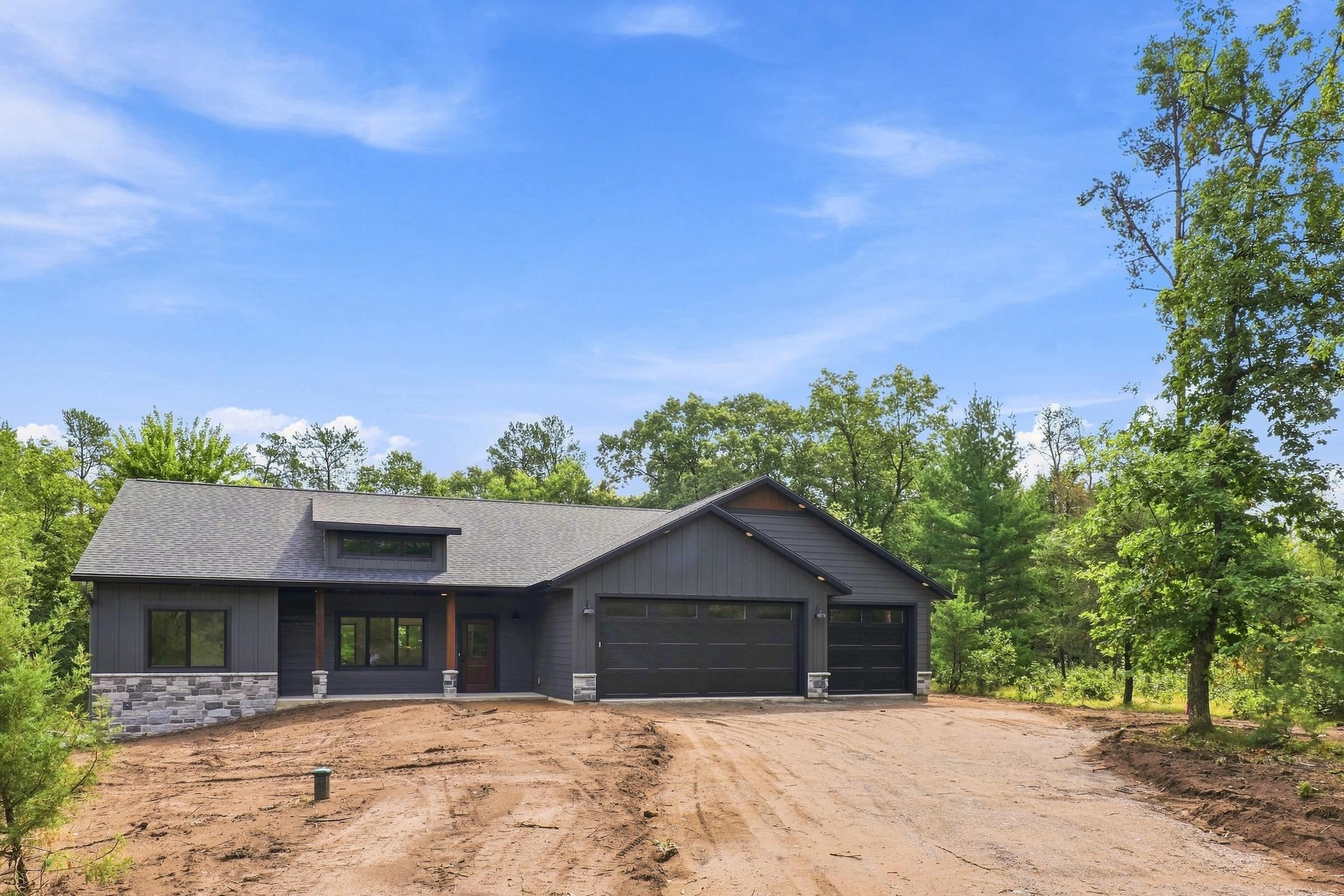 378 Setting Sun Trail Property Photo 2