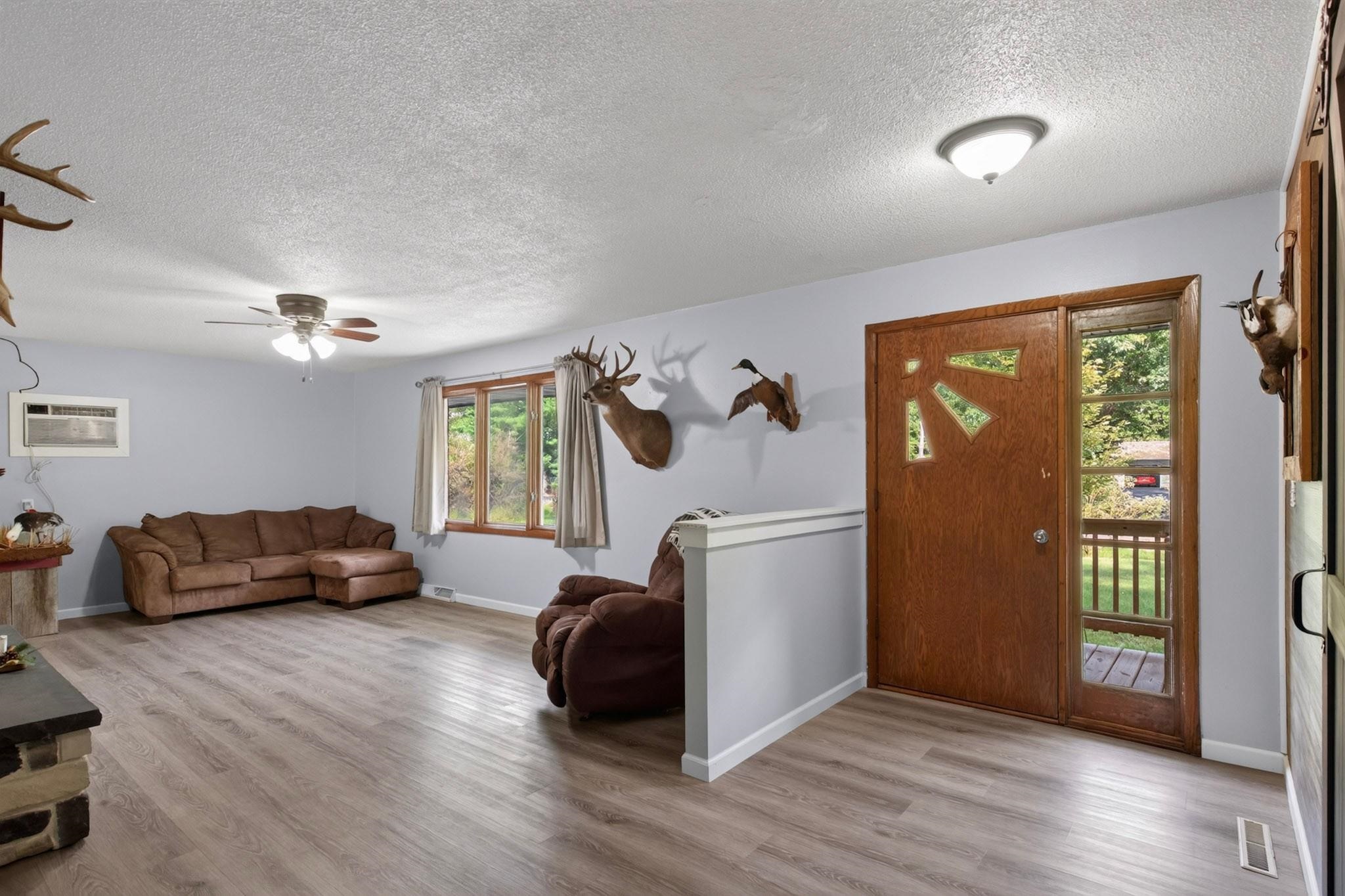 6979 County Road S Property Photo 9