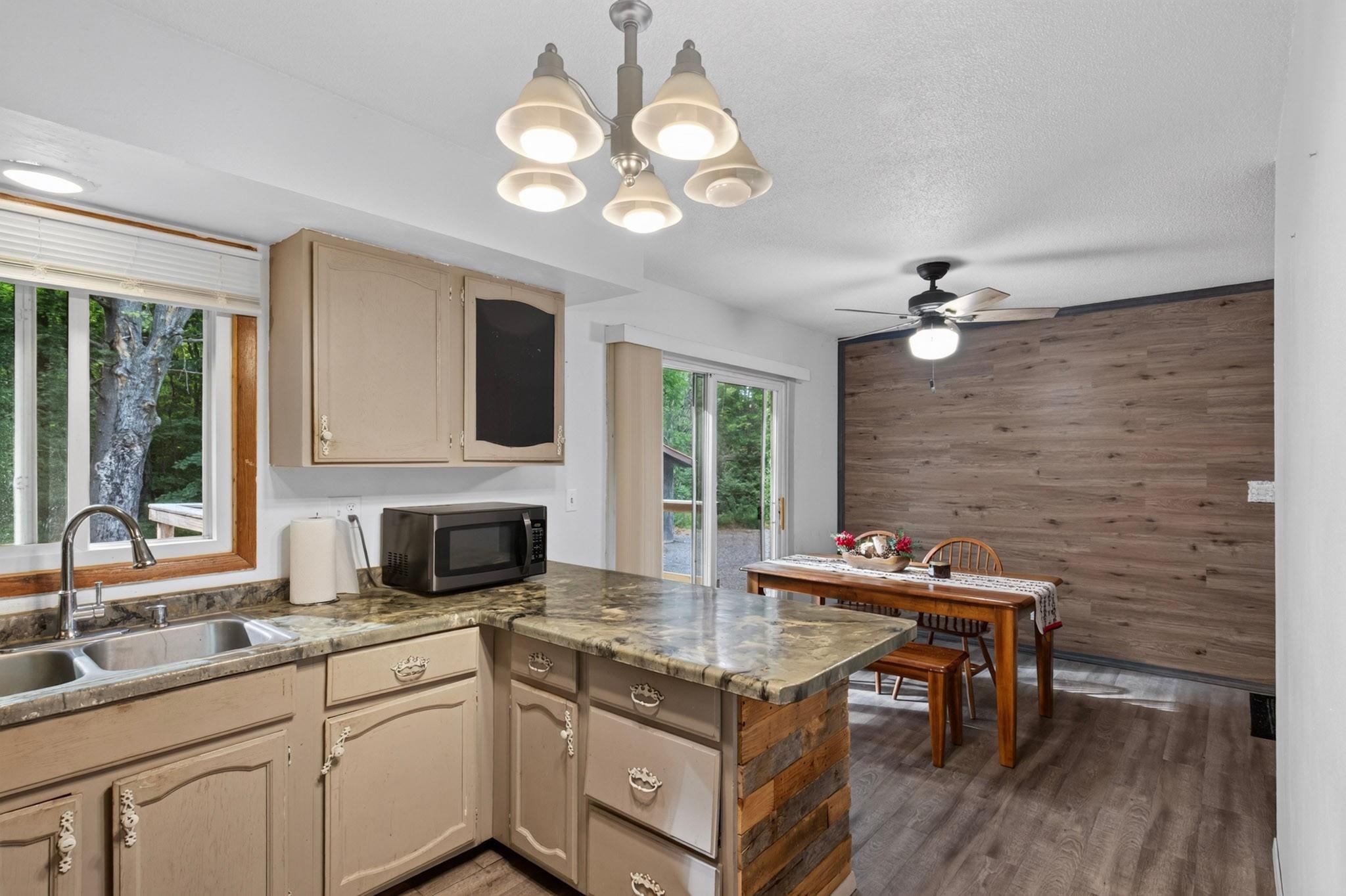 6979 County Road S Property Photo 14