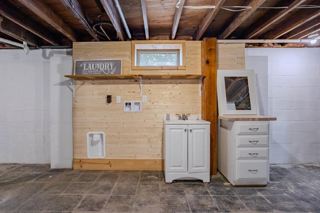 717 South Line Road Property Photo 30