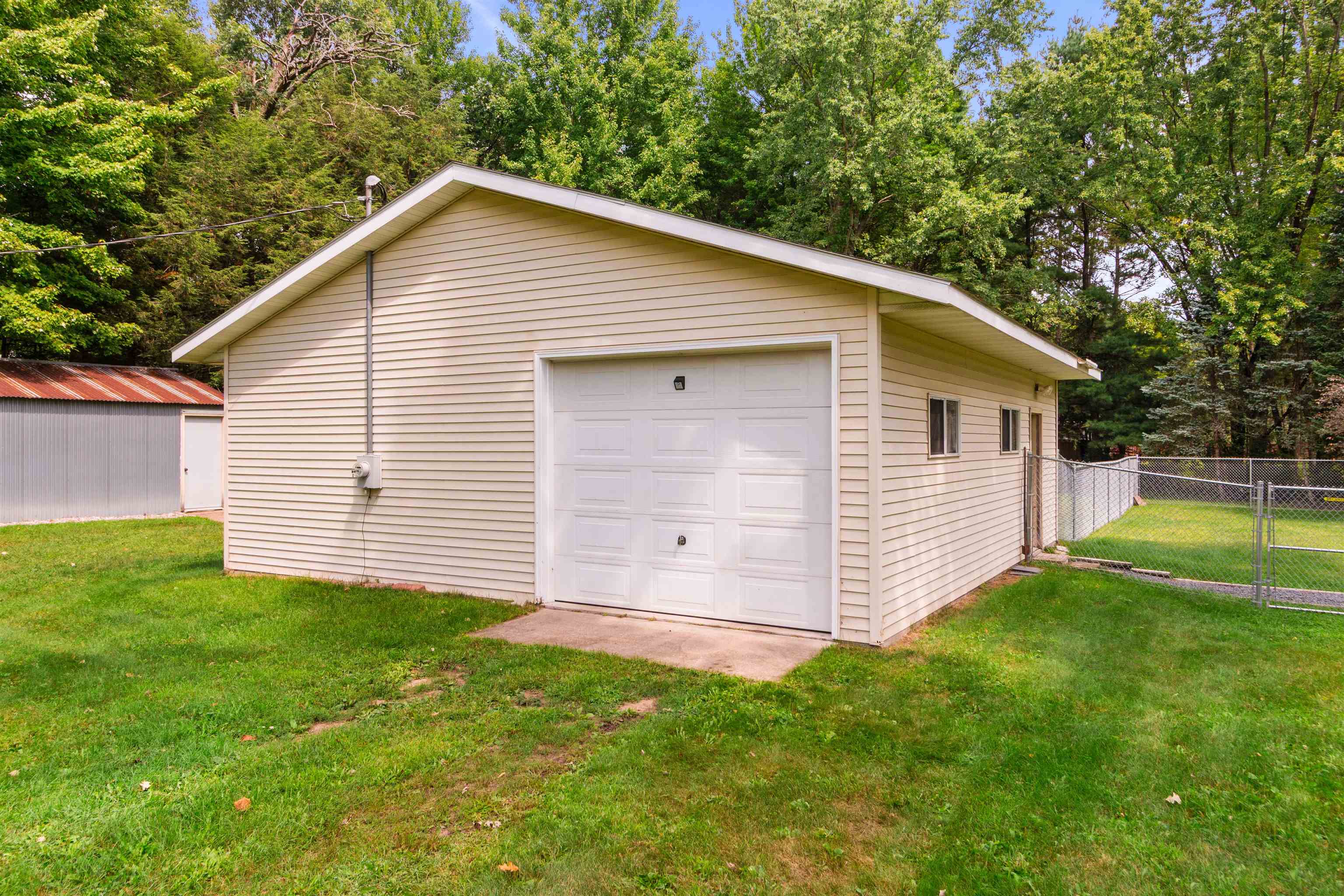 5374 State Highway 66 Property Photo 4