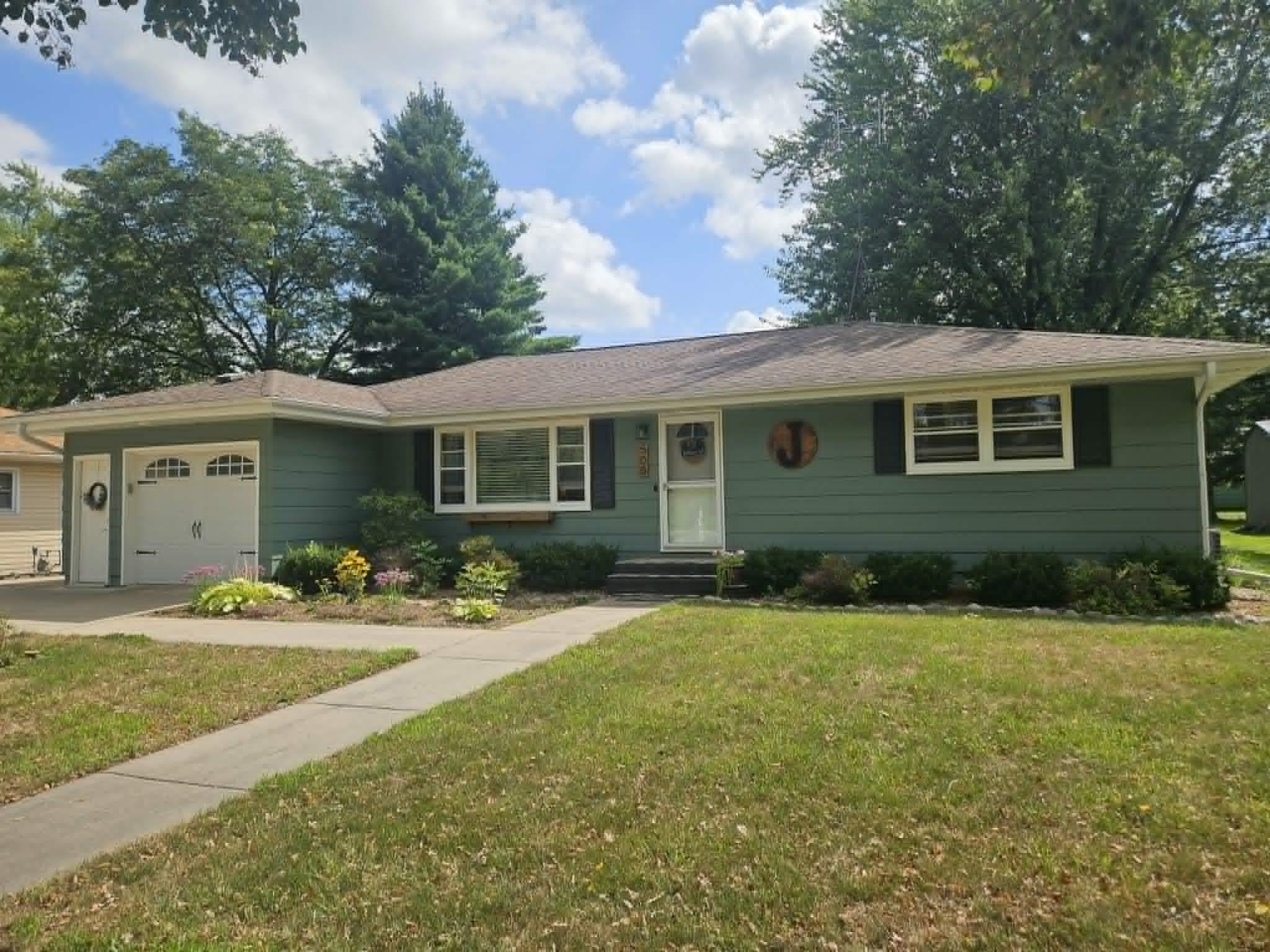 500 E Grant Street Property Photo 1