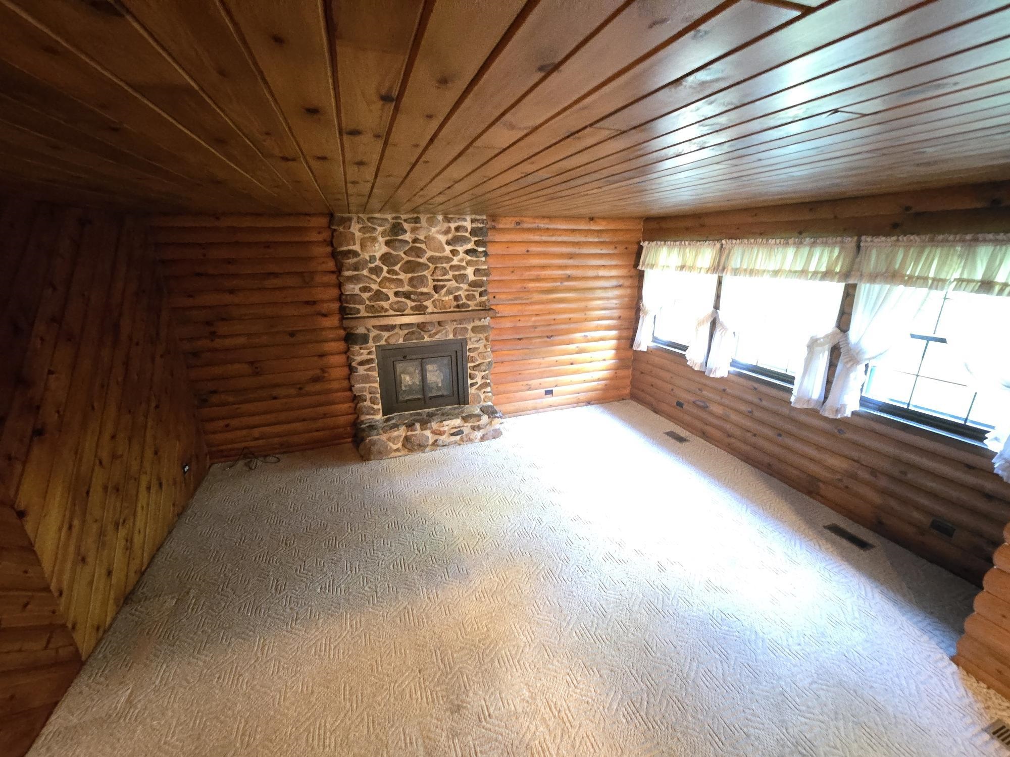 8531 Lake Road Property Photo 2