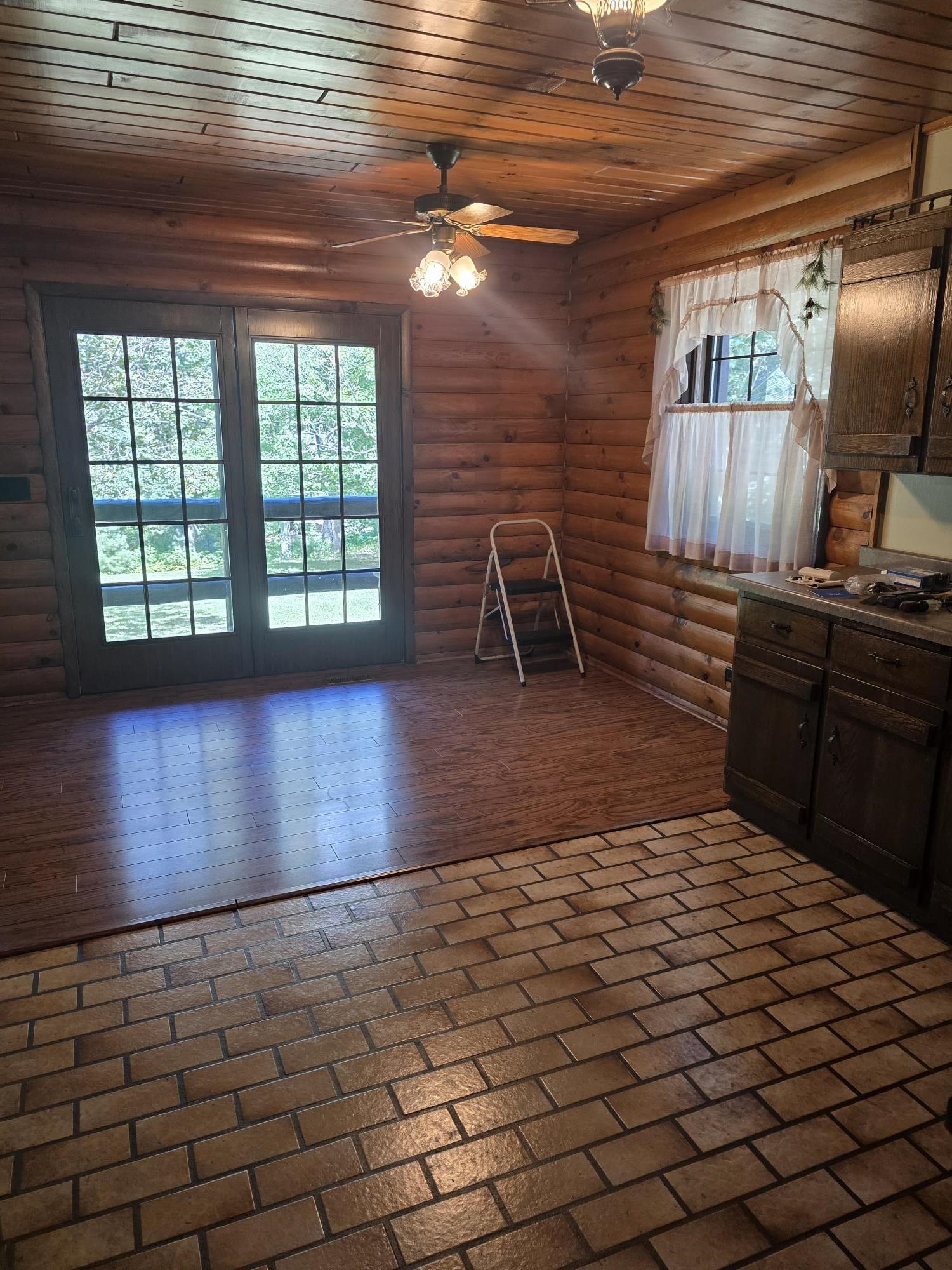 8531 Lake Road Property Photo 8