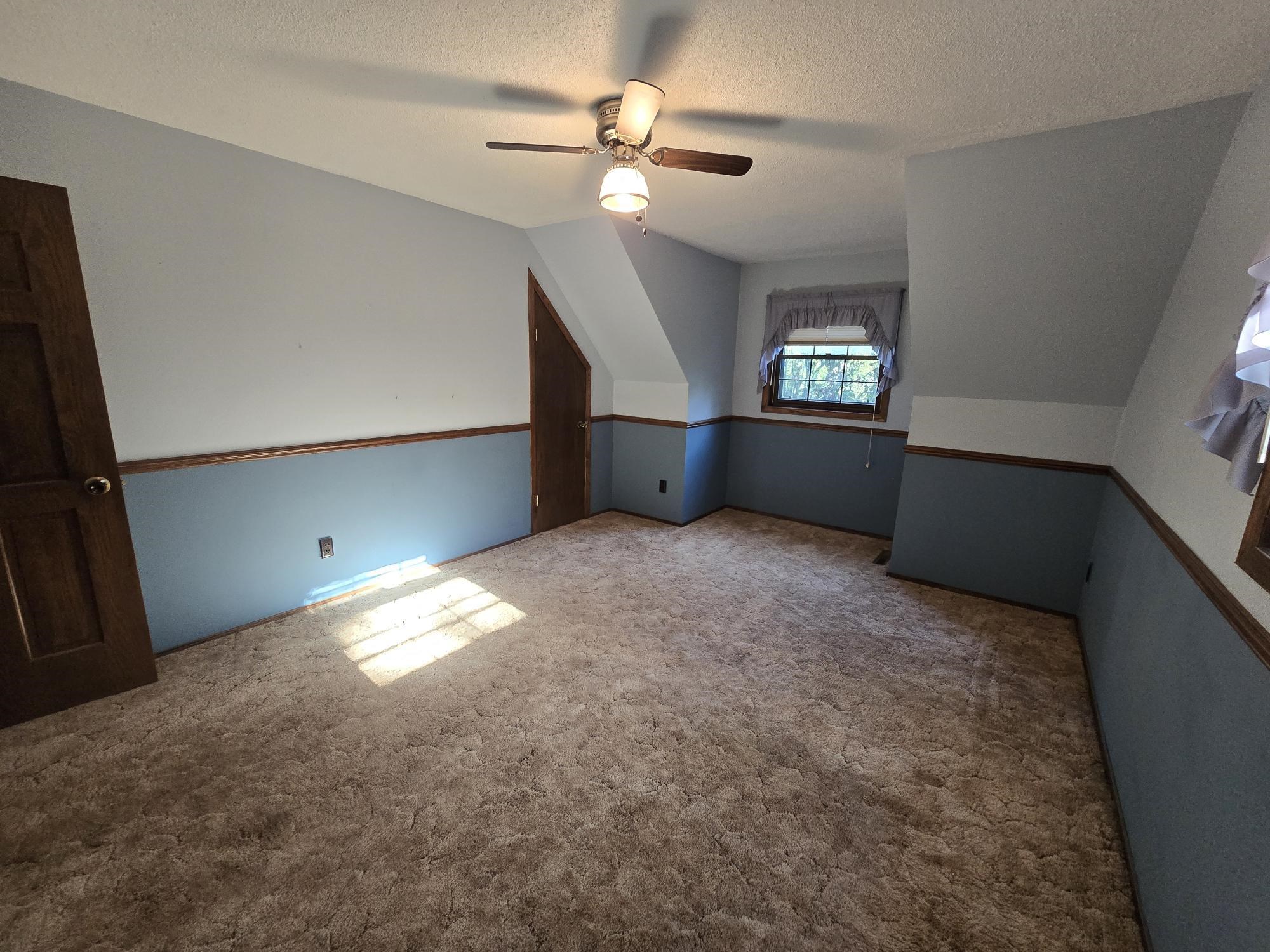 8531 Lake Road Property Photo 12