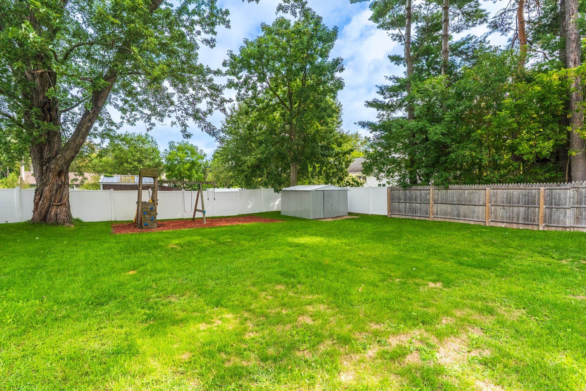 1729 N 3rd Avenue Property Photo 5