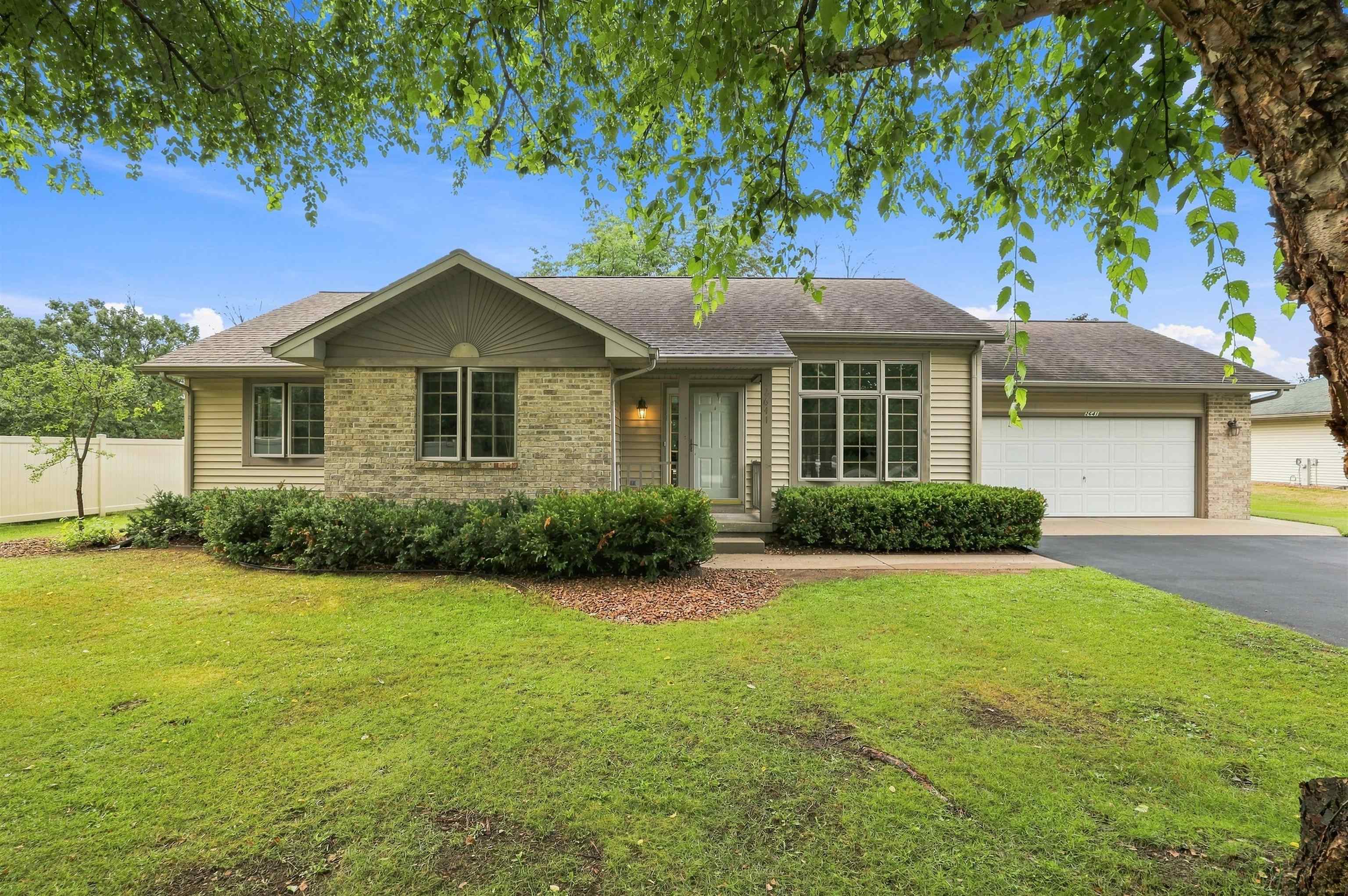 2641 PORTER ROAD Property Photo 1