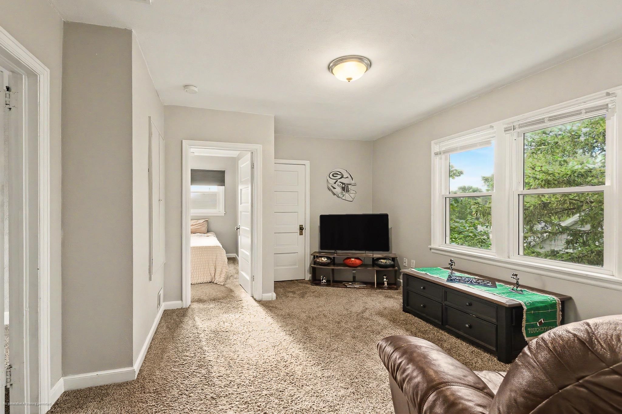 809 Illinois Avenue Property Photo 16
