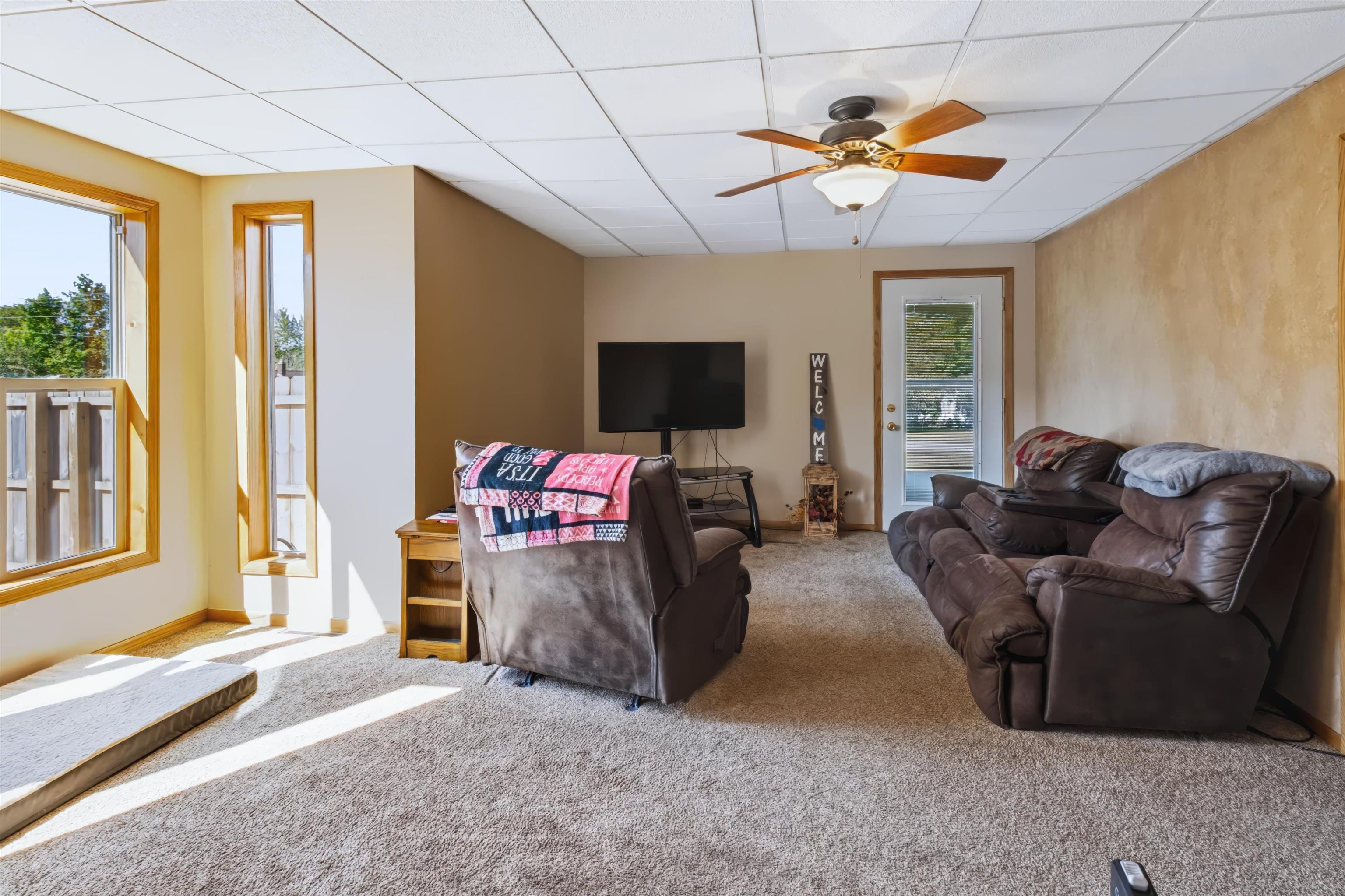 404 S Ellms Street Property Photo 18