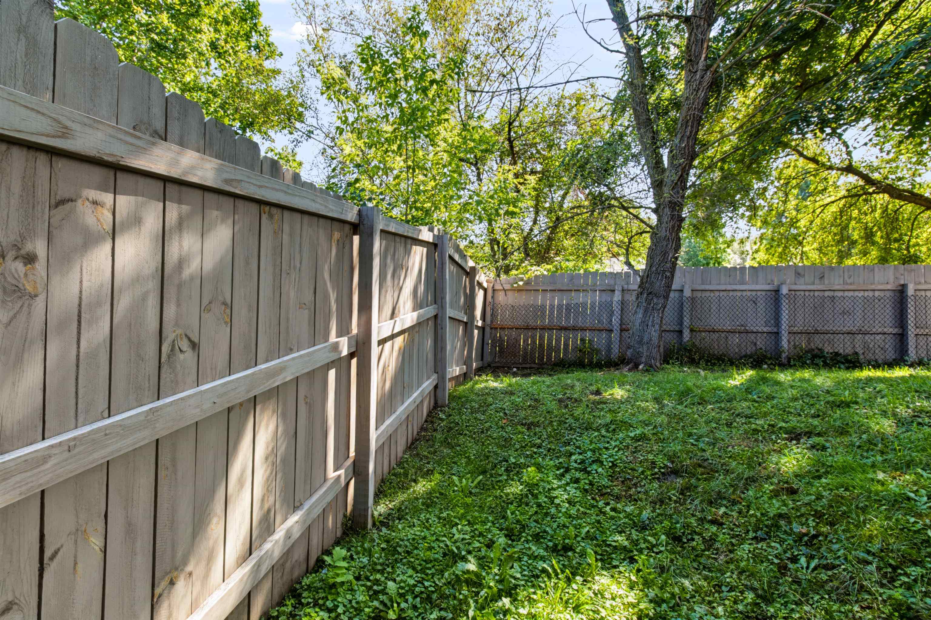 404 S Ellms Street Property Photo 32