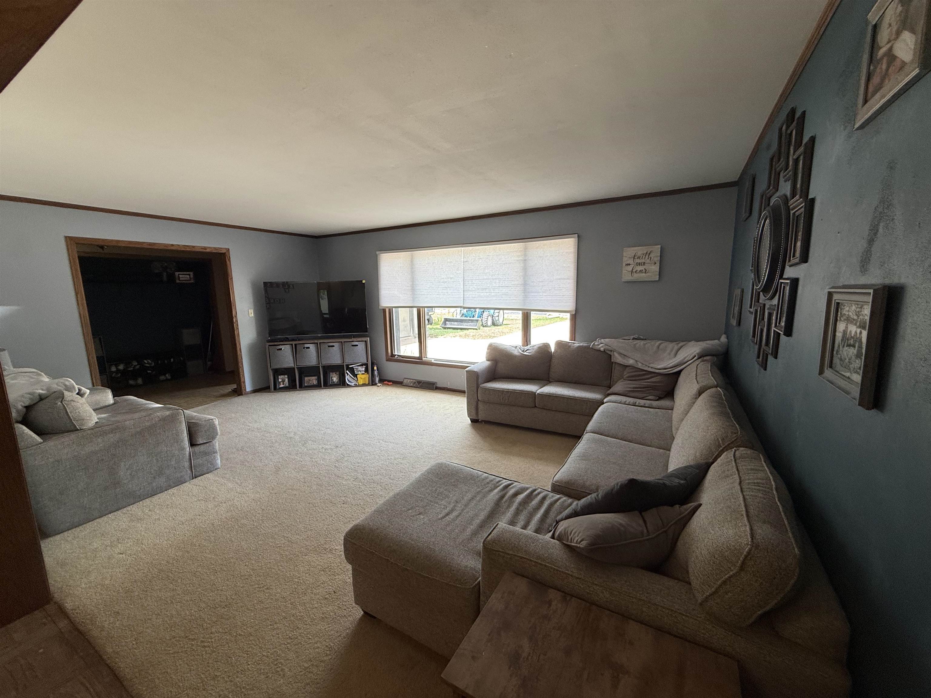 1200 E 21st Street Property Photo 6