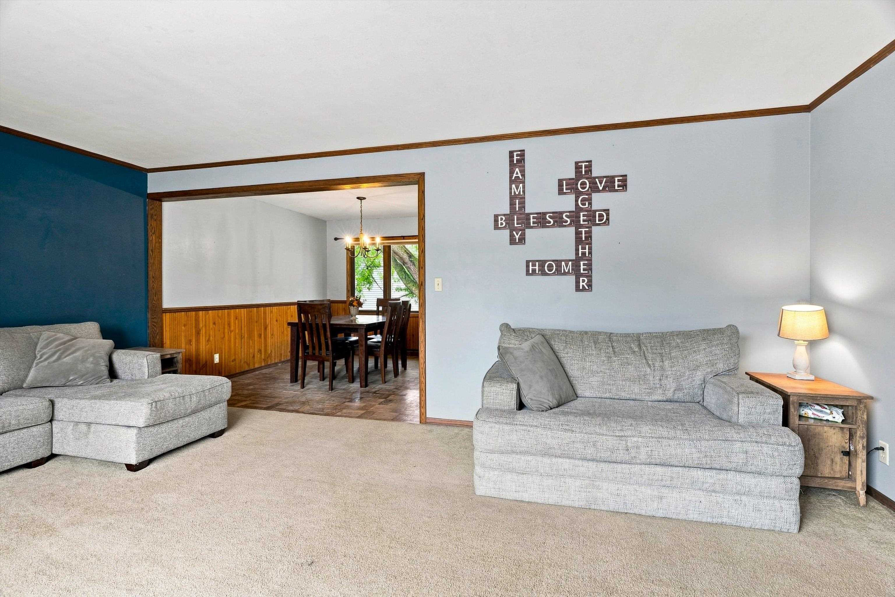 1200 E 21st Street Property Photo 6