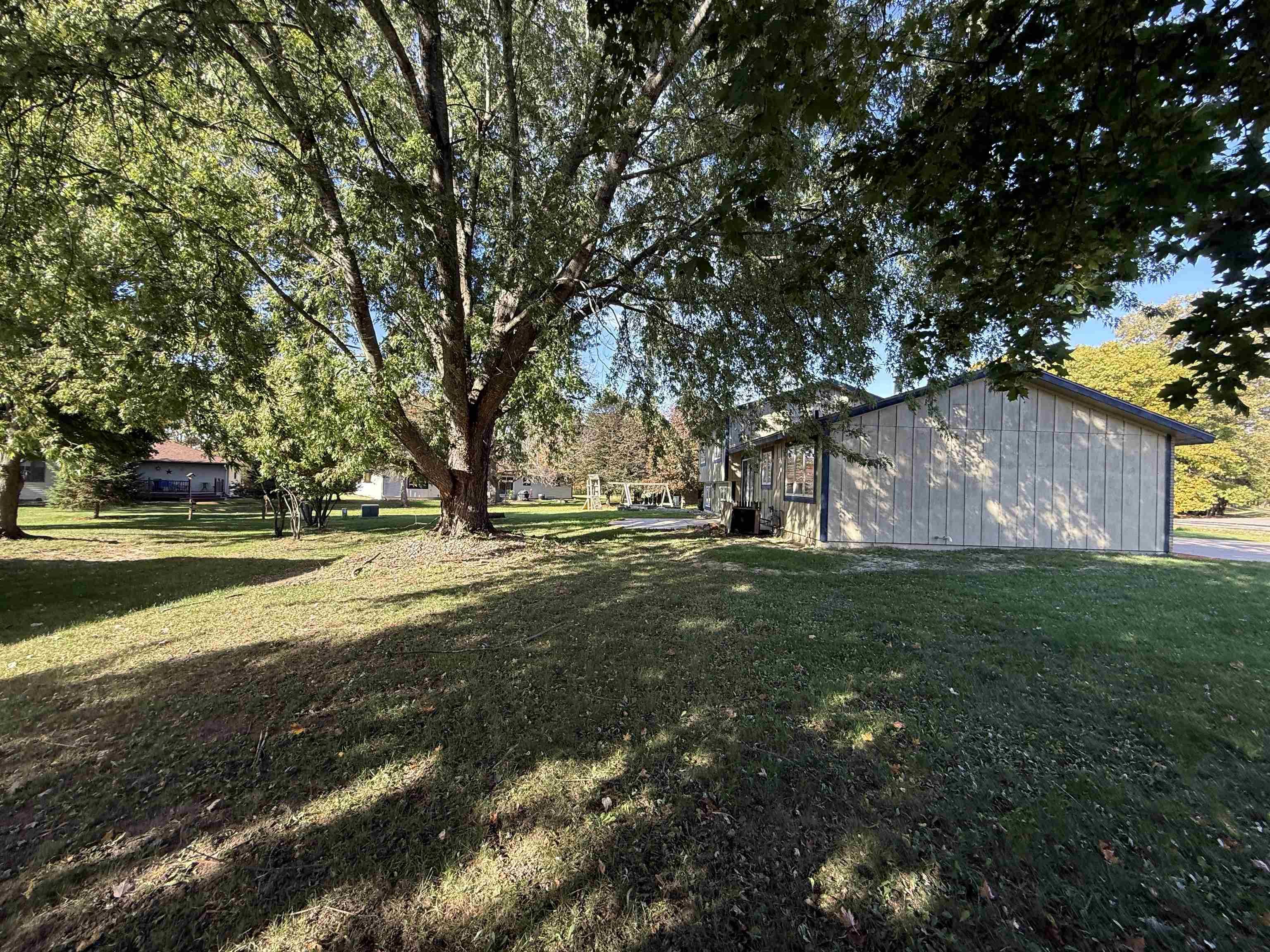 1200 E 21st Street Property Photo 40