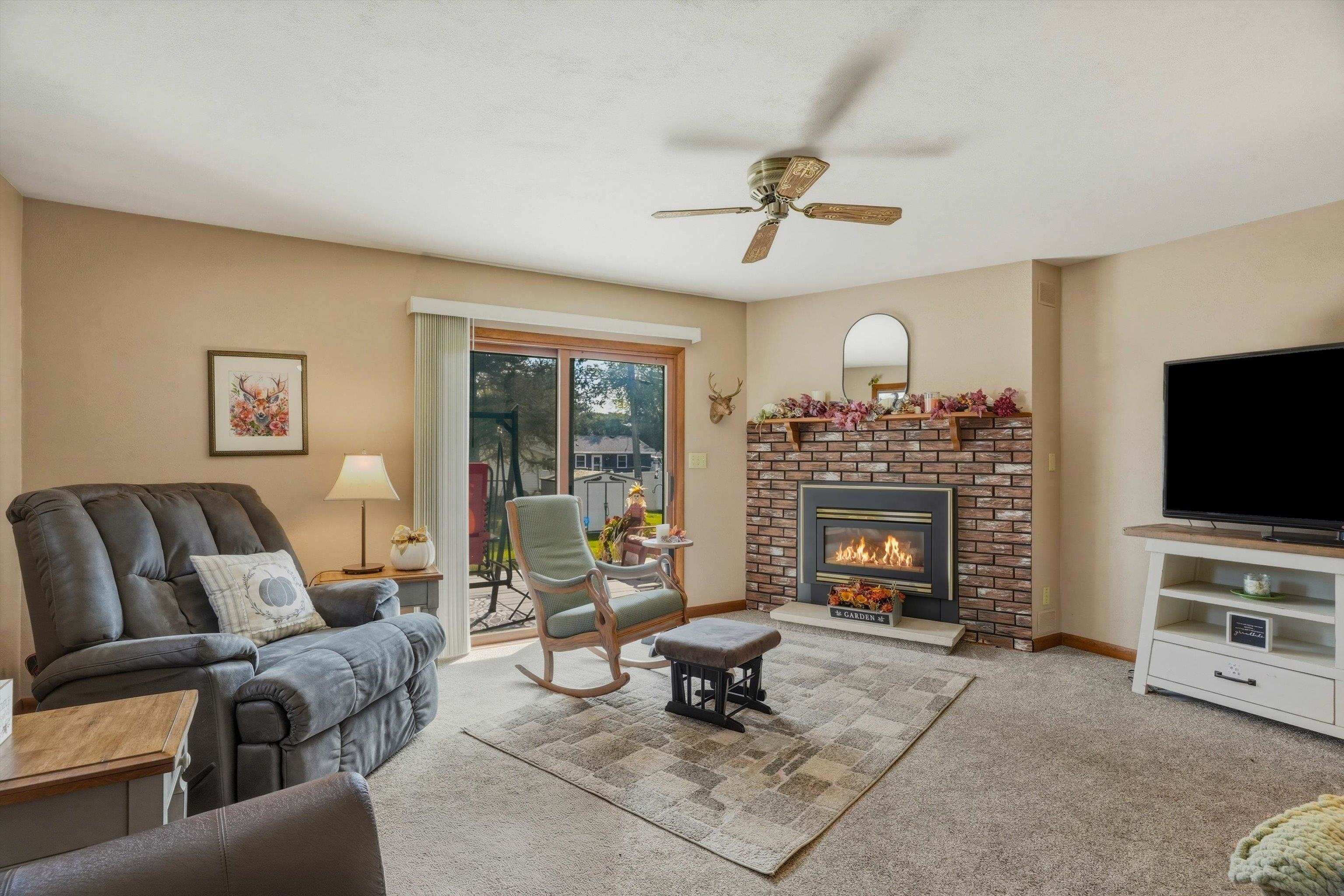 1308 E 17th Street Property Photo 10