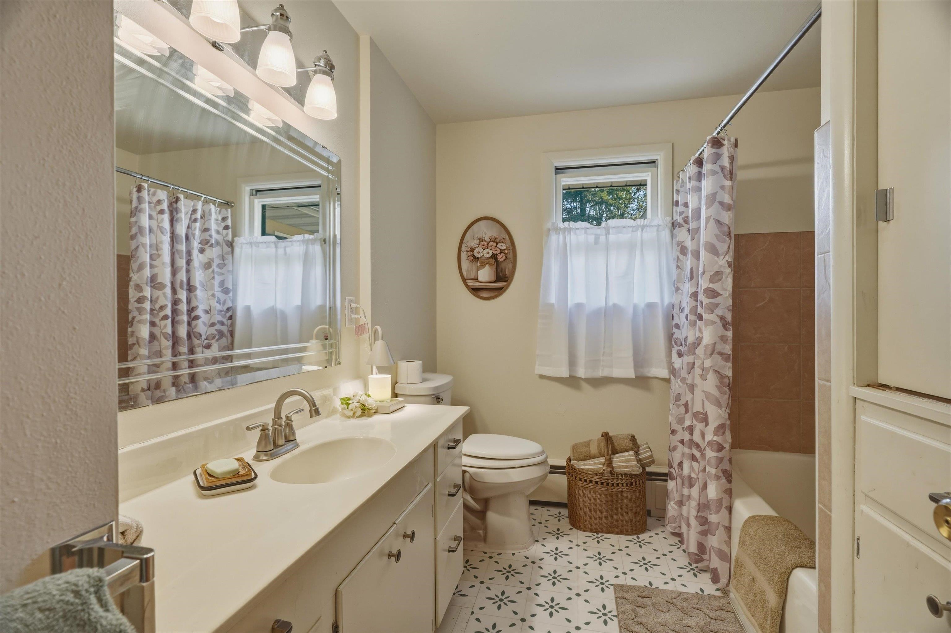 1308 E 17th Street Property Photo 16