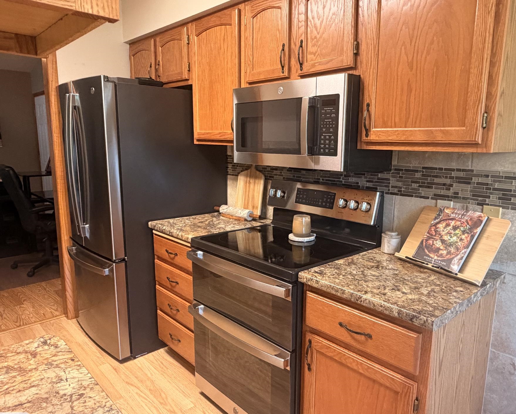 2800 Thielman Street Property Photo 18