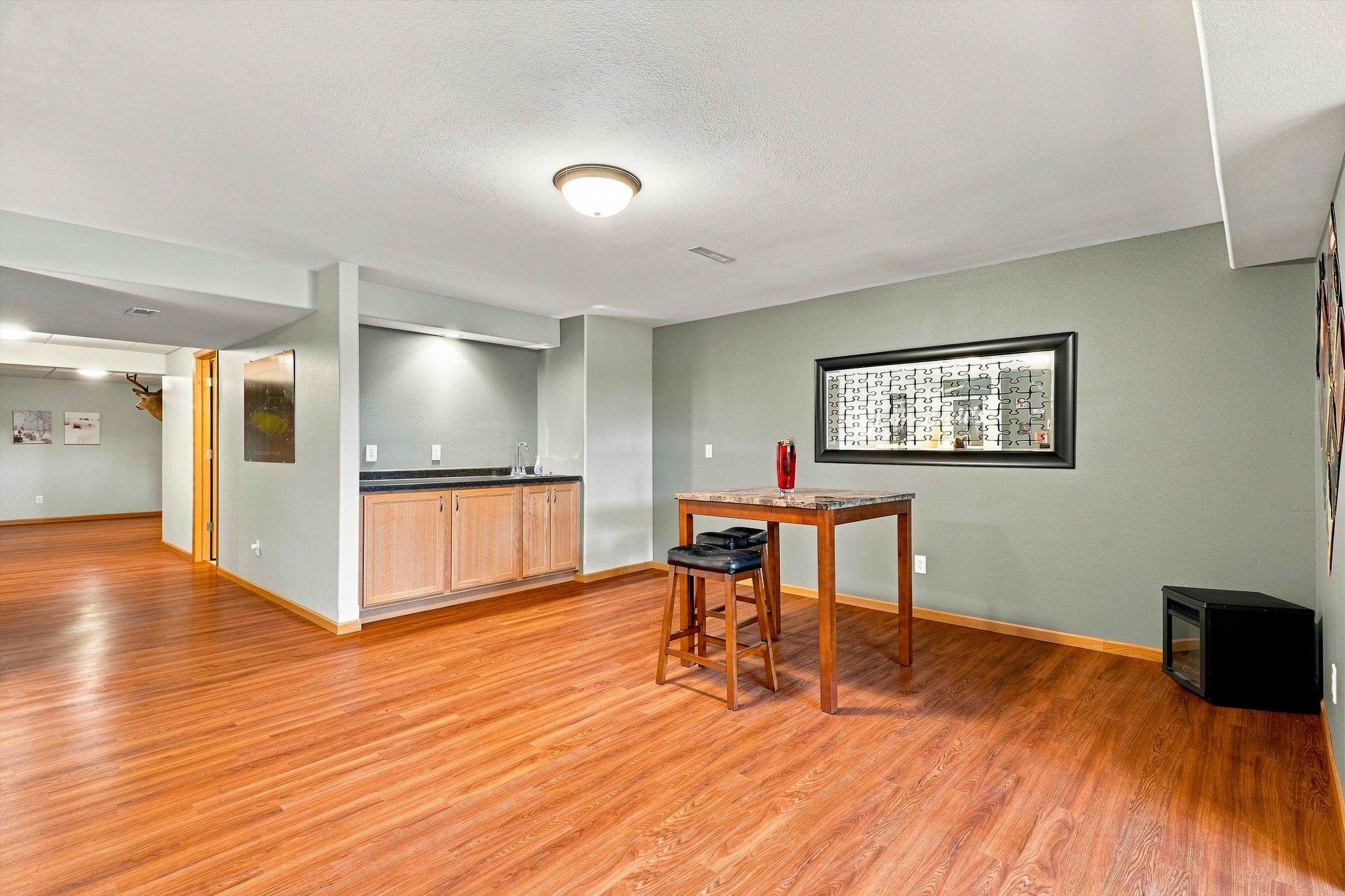 10585 County Road Y Property Photo 29