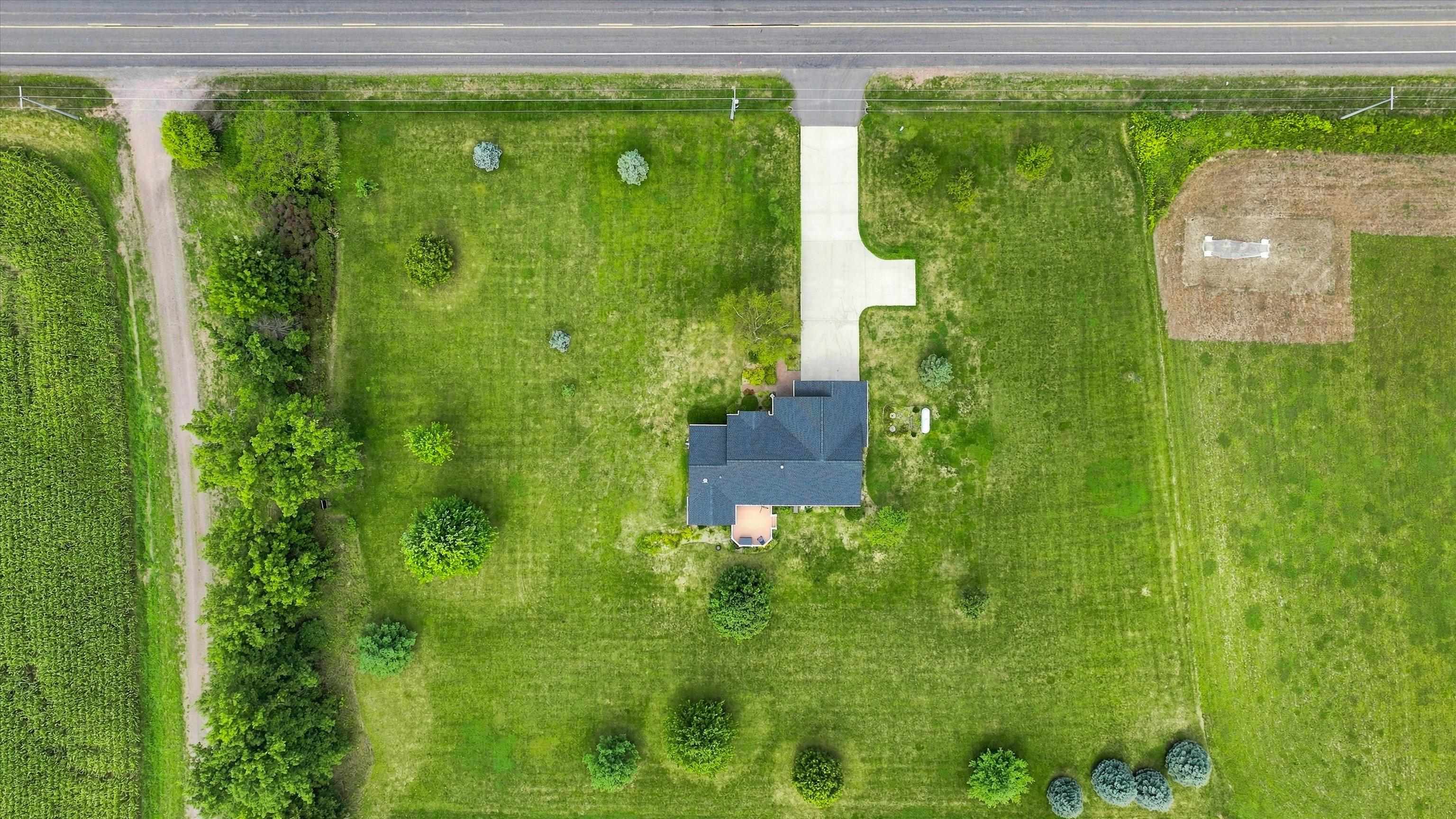 10585 County Road Y Property Photo 47