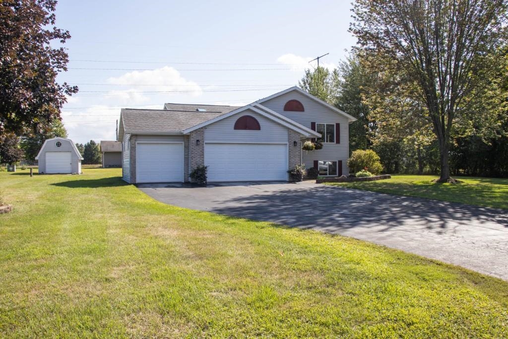 307 E Industrial Park Avenue Property Photo 3