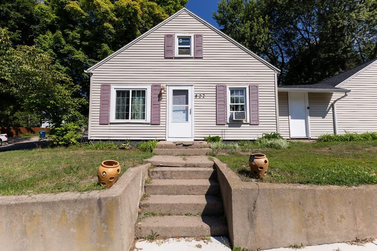 802 Augusta Avenue Property Photo 1