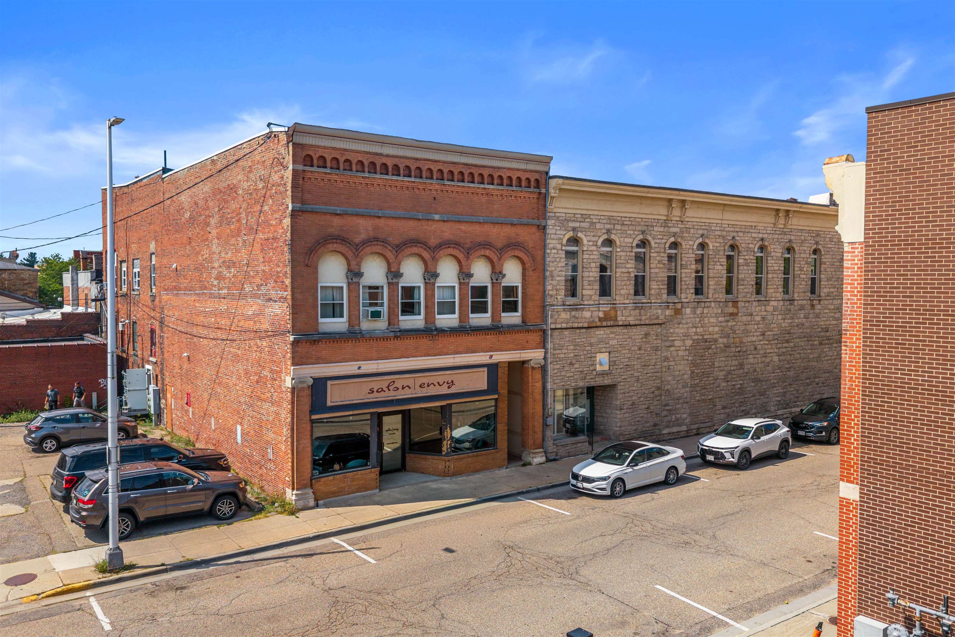 927 - 929 - 933 Main Street Property Photo 4