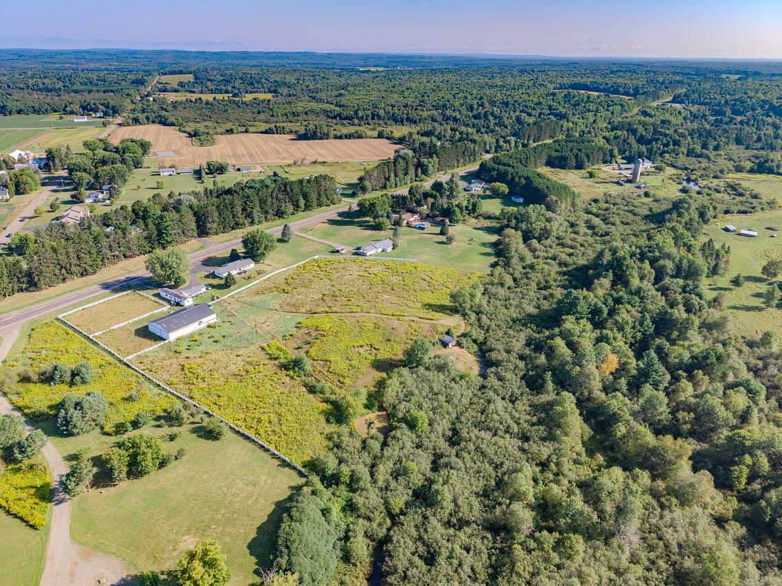 N2526 State Highway 17 Property Photo 8