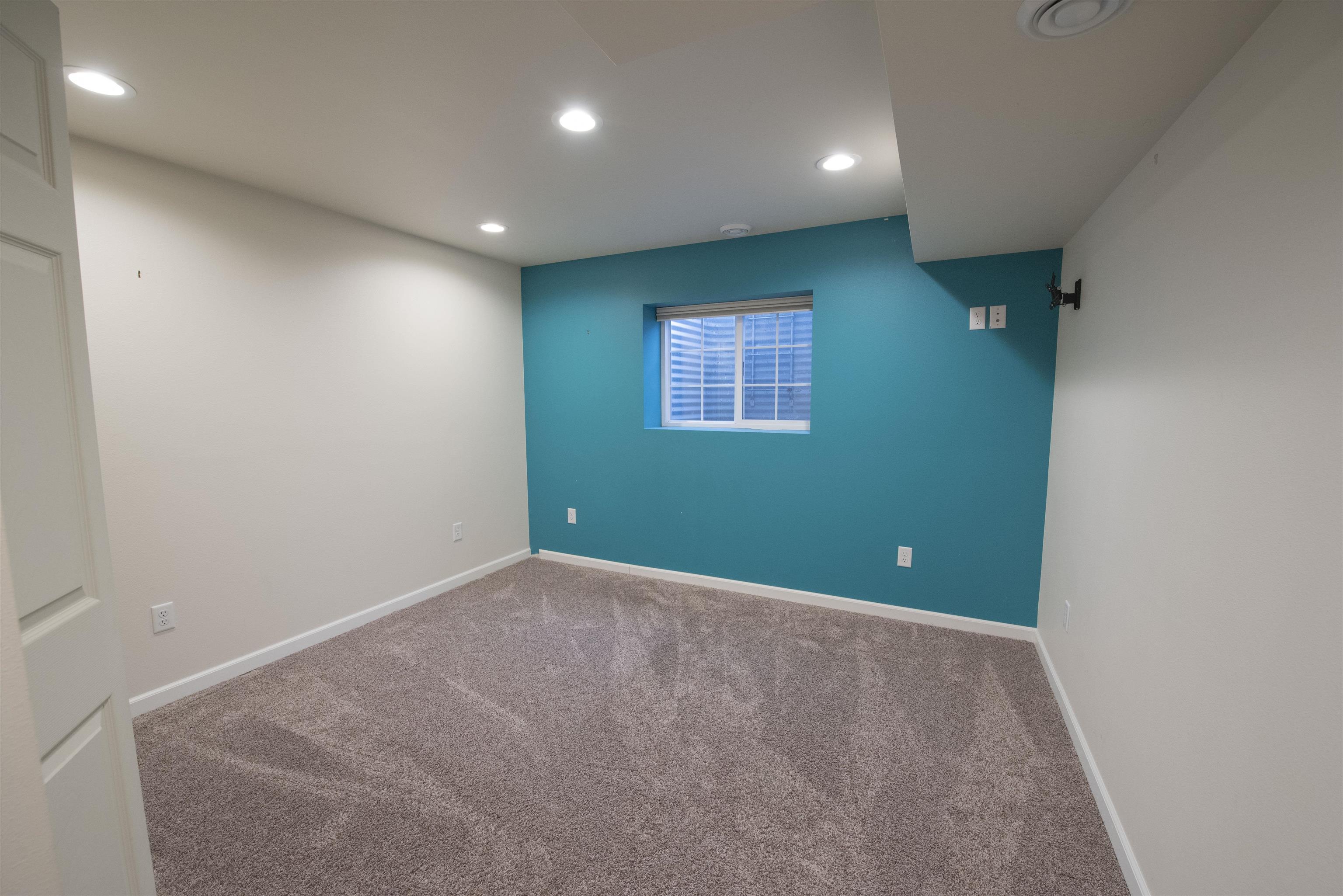 420 Red Tail Drive Property Photo 23