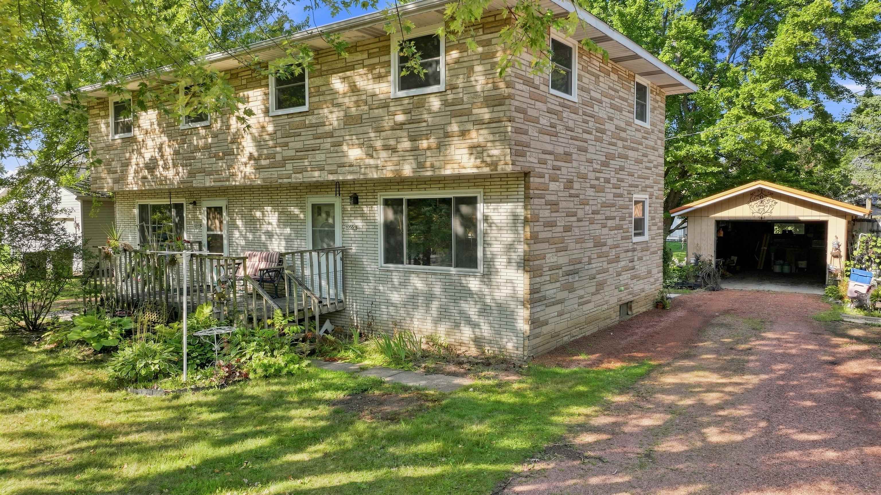 10549 - 10557 North Road Property Photo 1