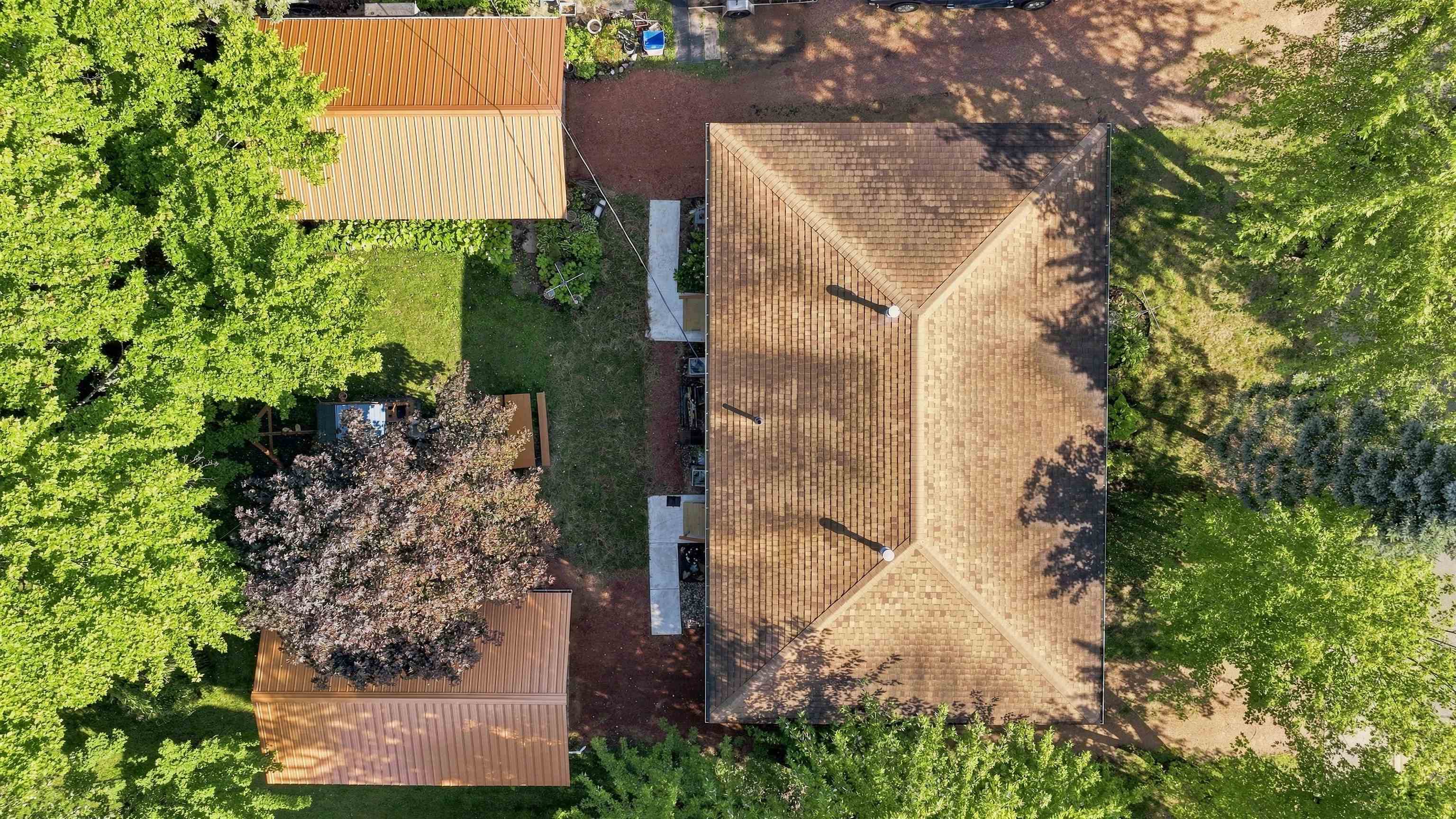 10549 - 10557 North Road Property Photo 27