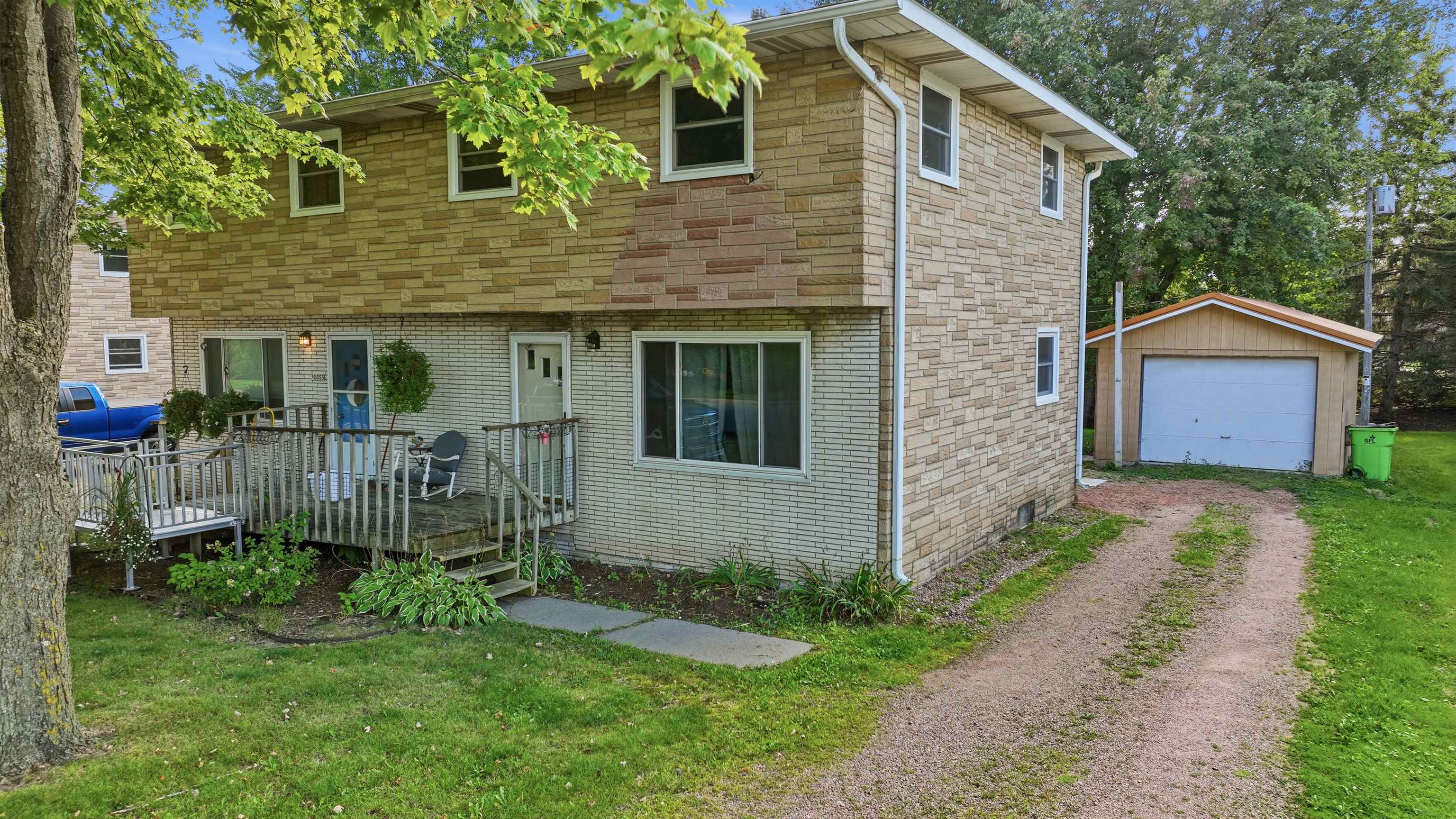 10549 - 10557 North Road Property Photo 28