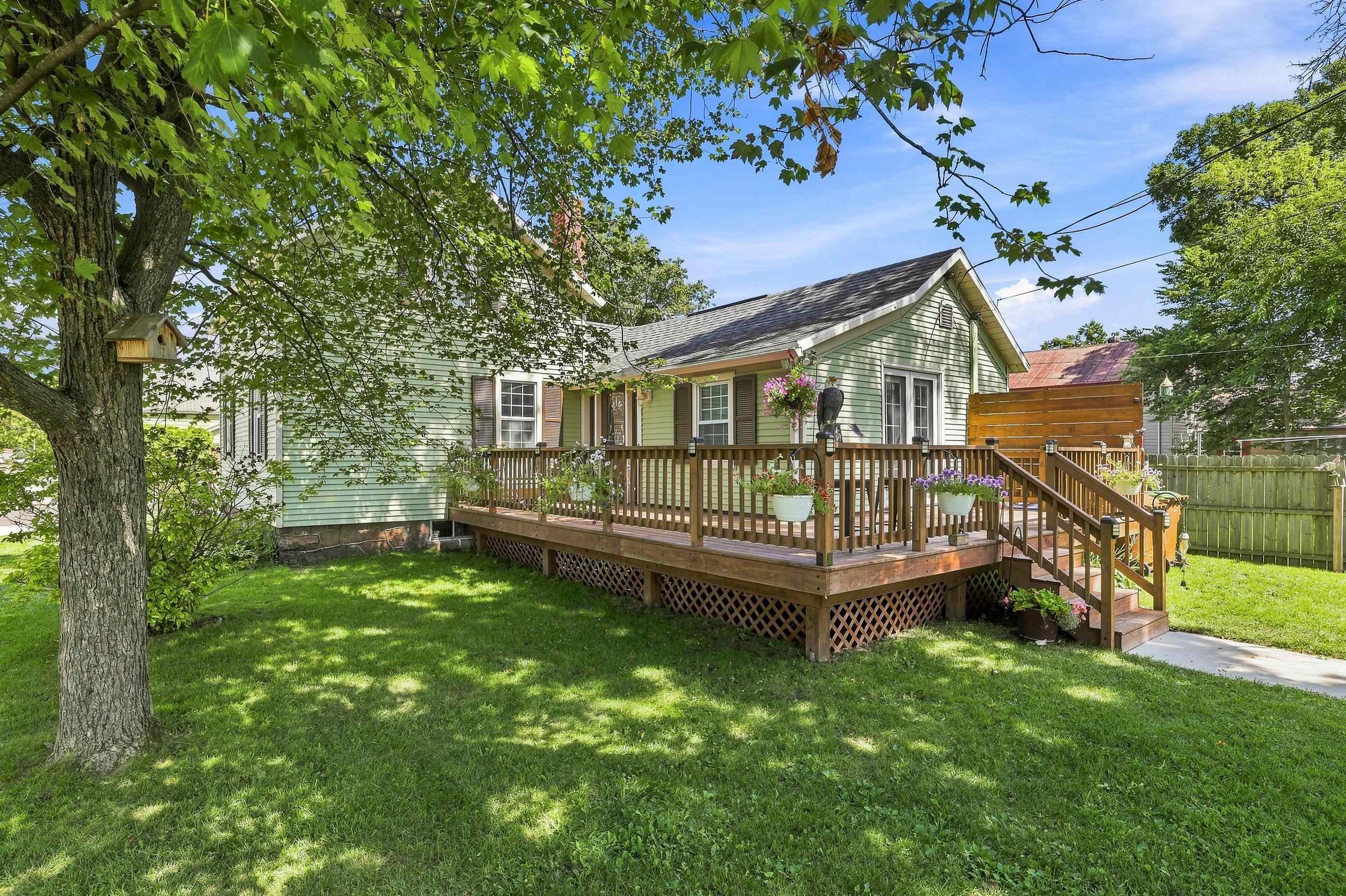 501 Washington Avenue Property Photo 4