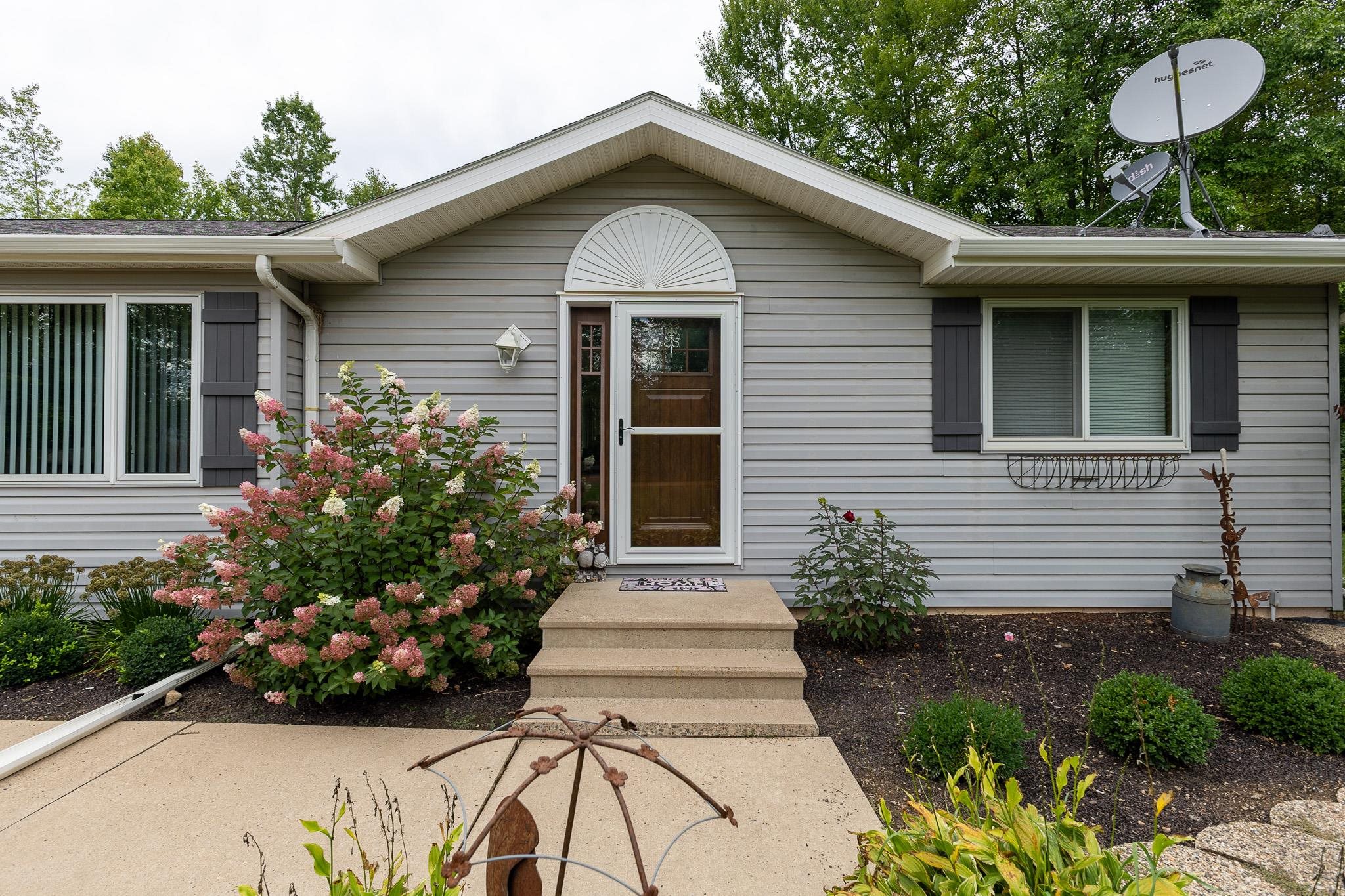 240396 Corlad Road Property Photo 3
