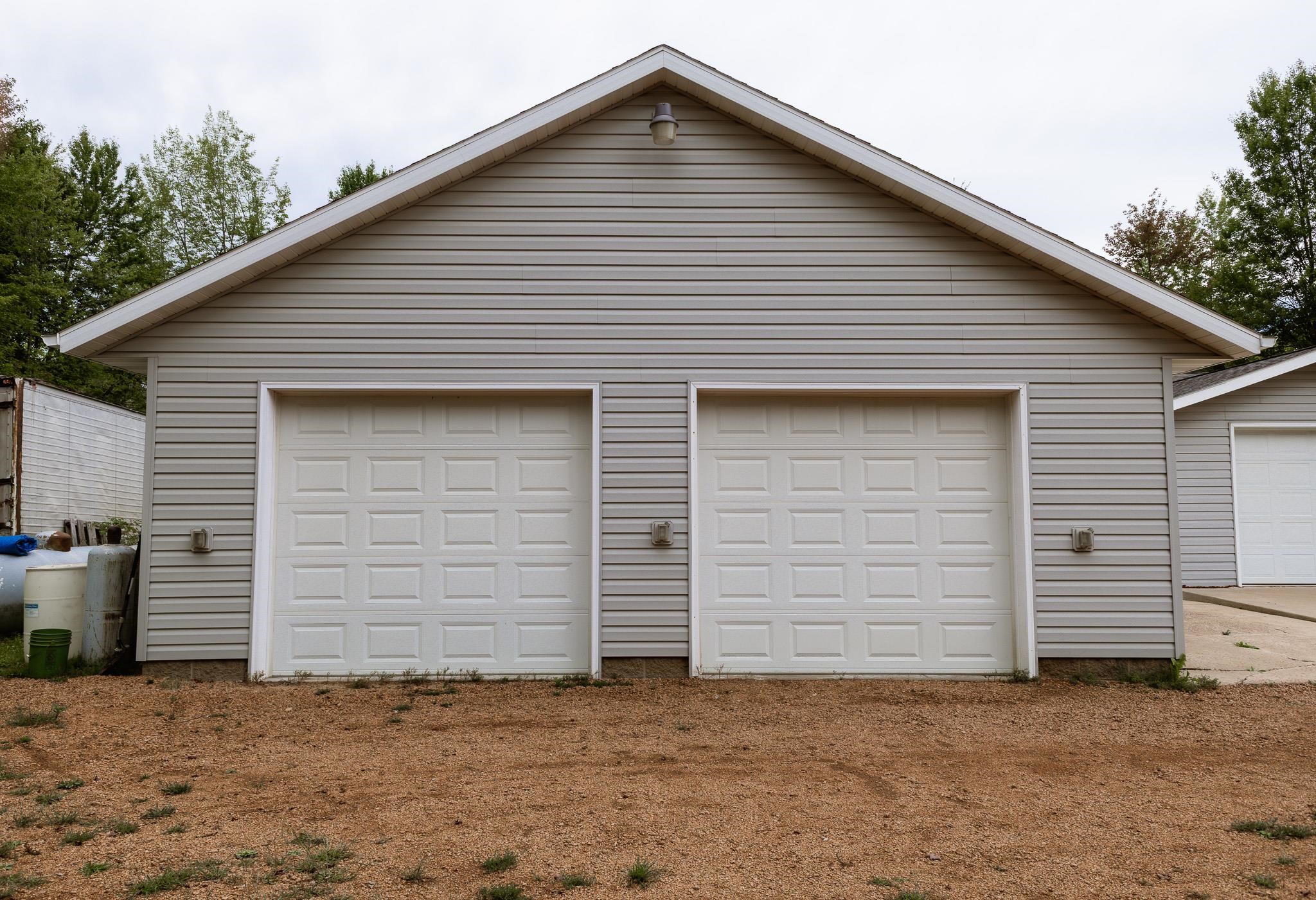 240396 Corlad Road Property Photo 8