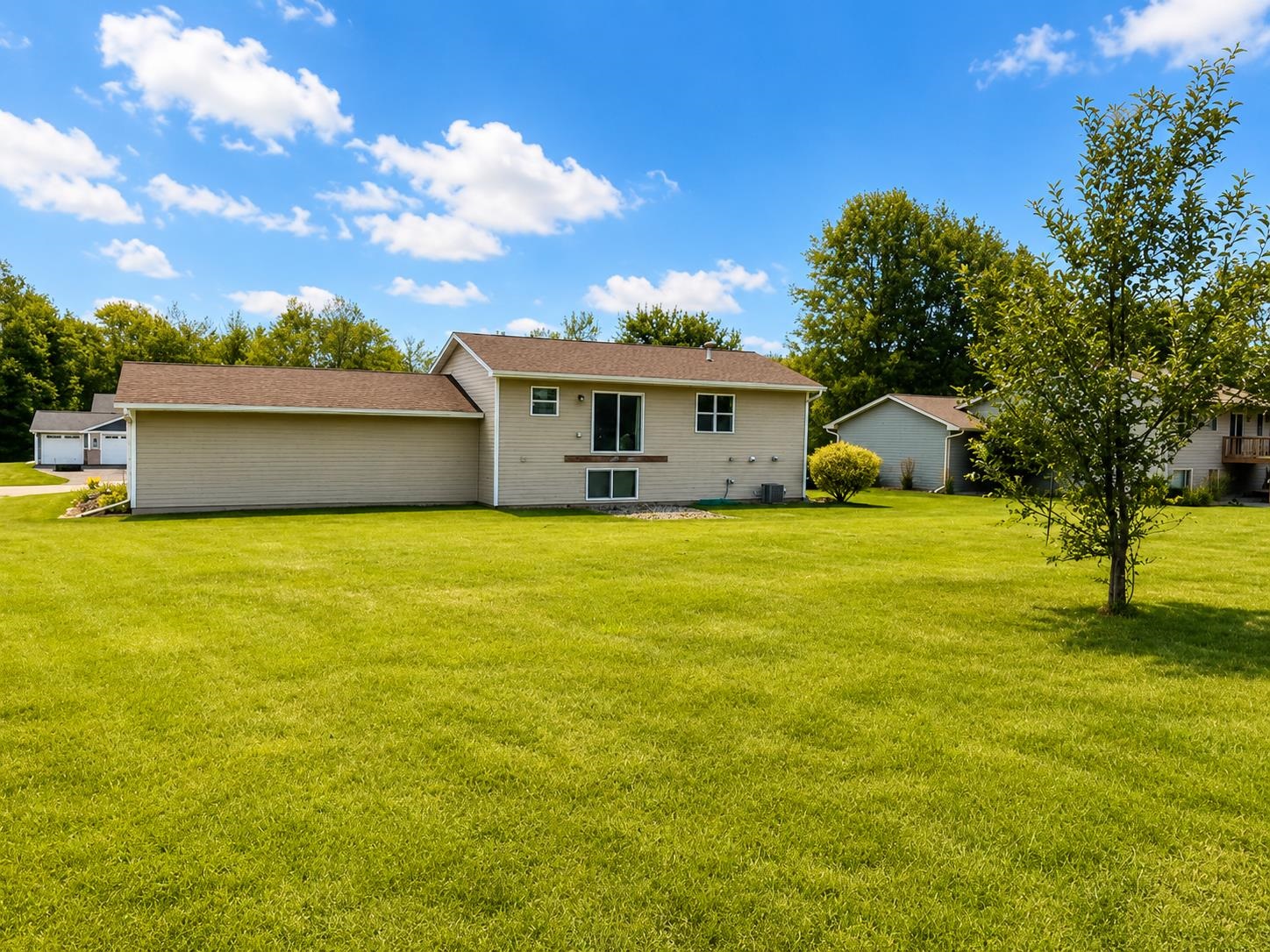 899 Wedgewood Drive Property Photo 29