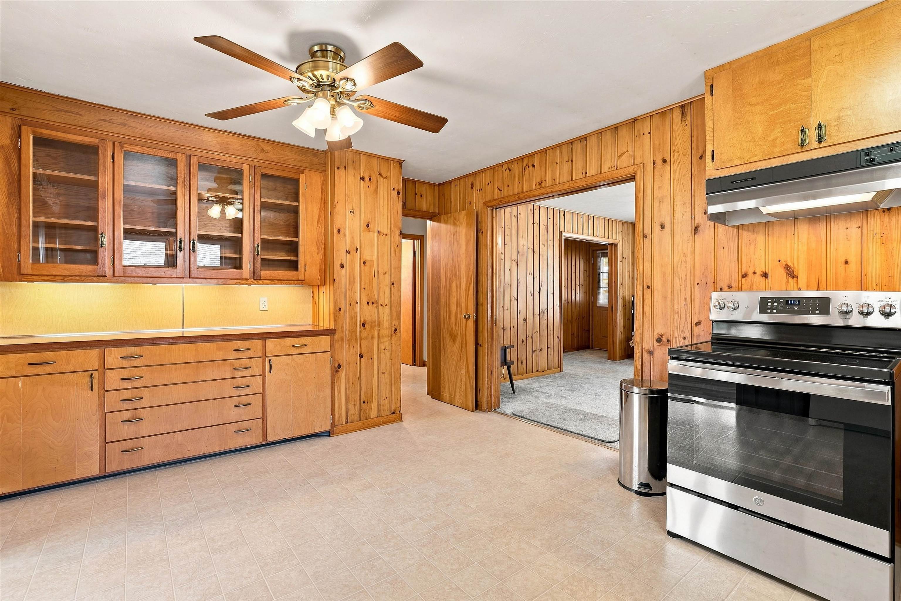 330 19th Street N Property Photo 14