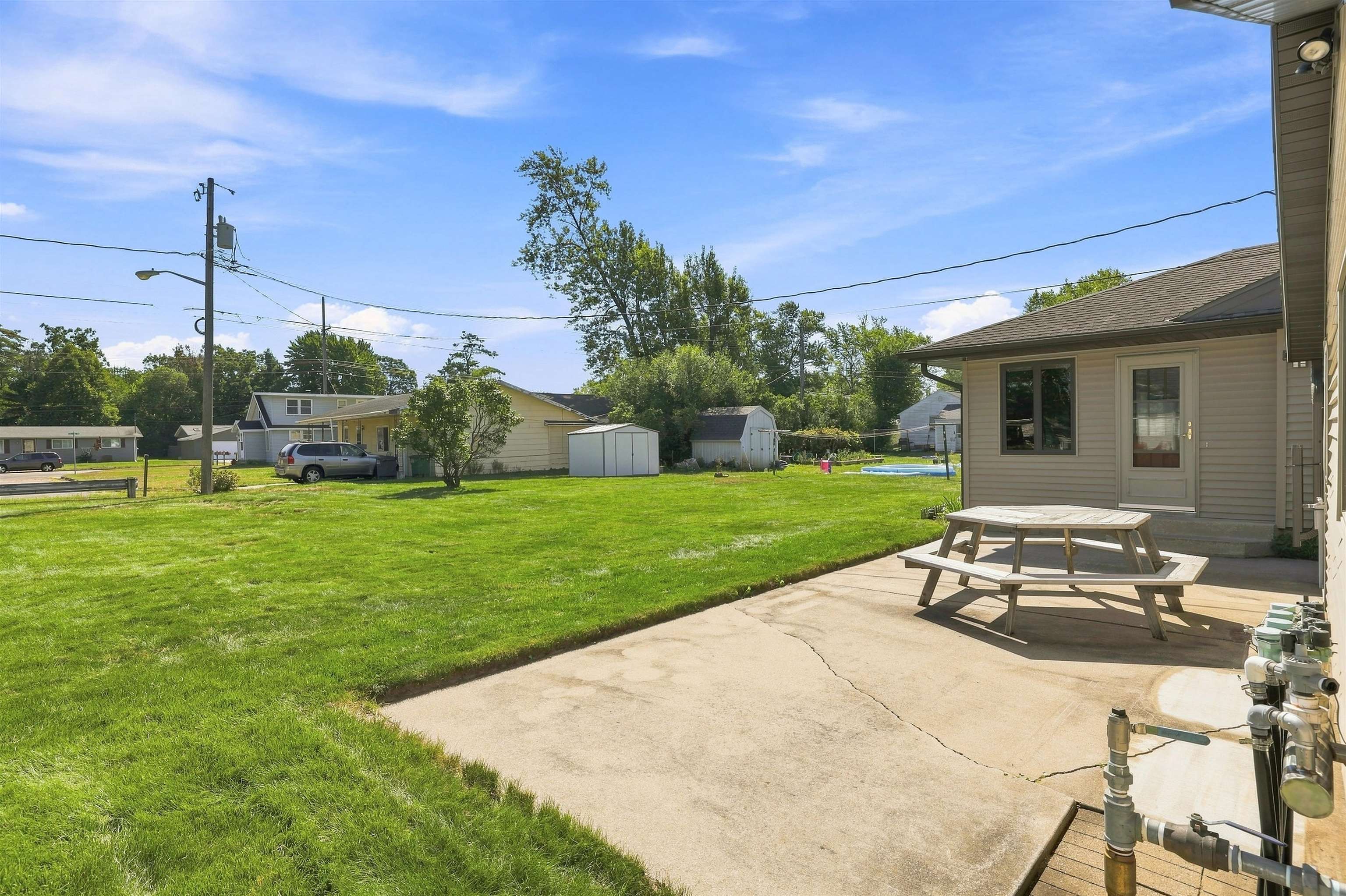 330 19th Street N Property Photo 36