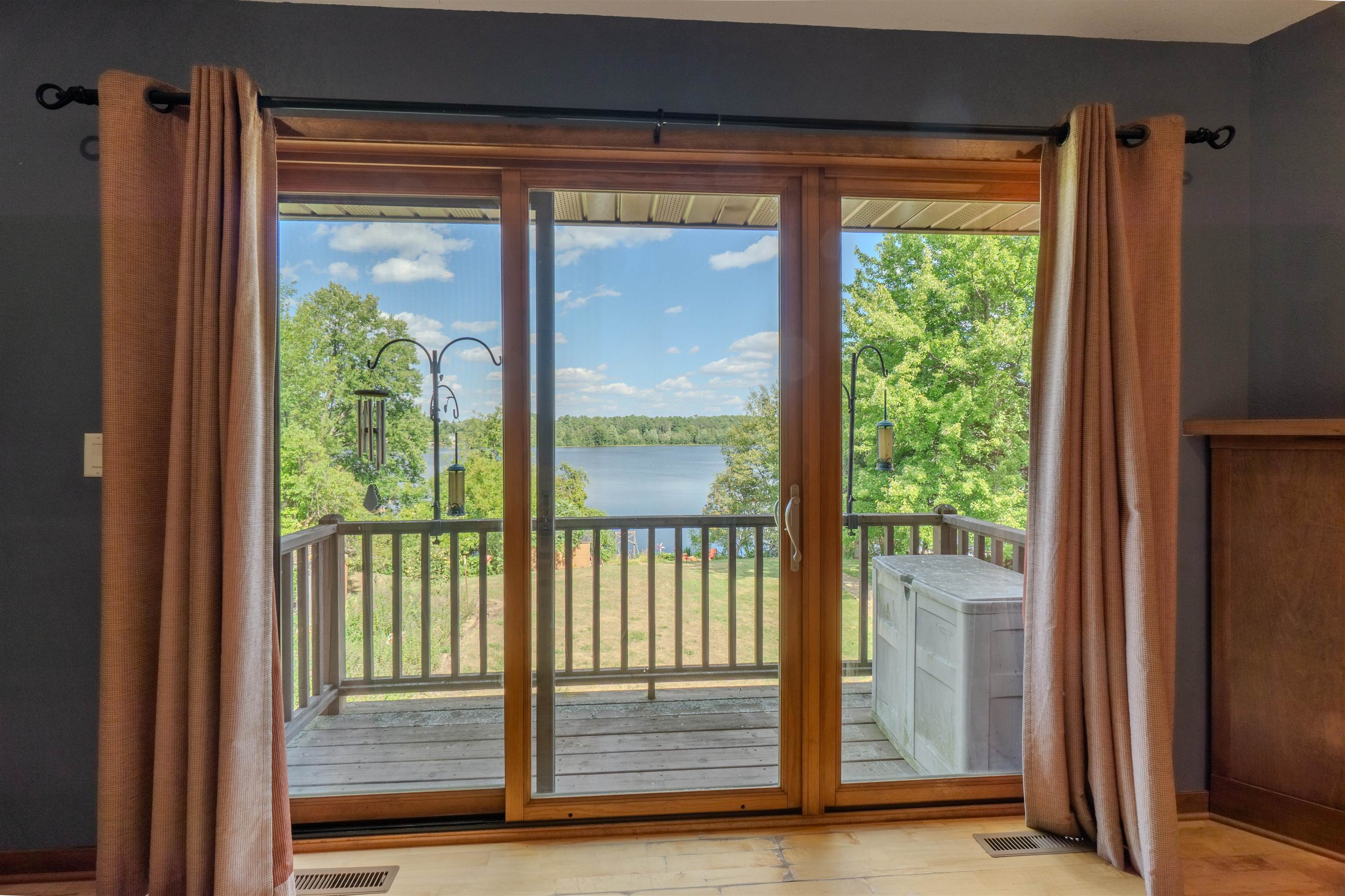 223815 E Lakeshore Drive Property Photo 34