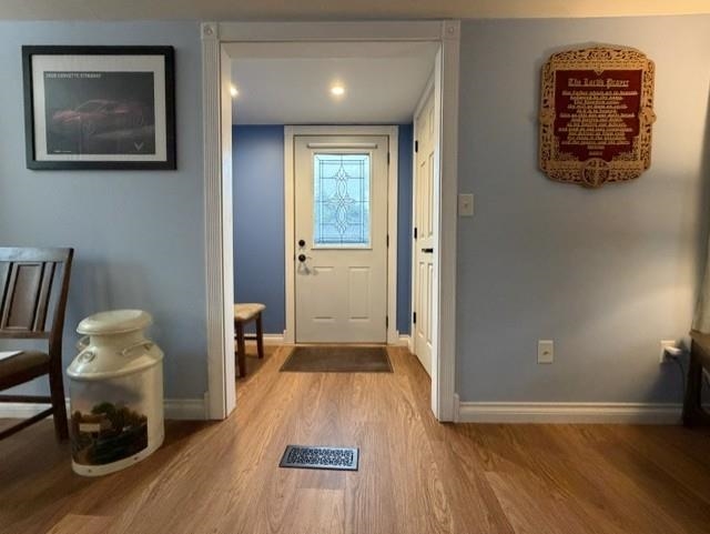 712 Cornelia Street Property Photo 3