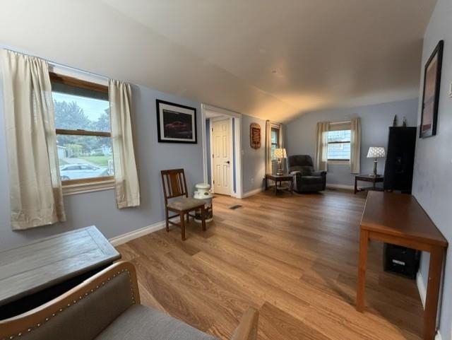 712 Cornelia Street Property Photo 6
