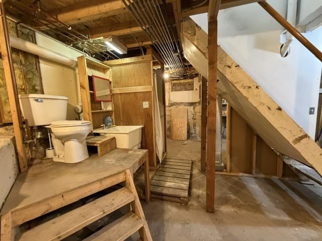 712 Cornelia Street Property Photo 19