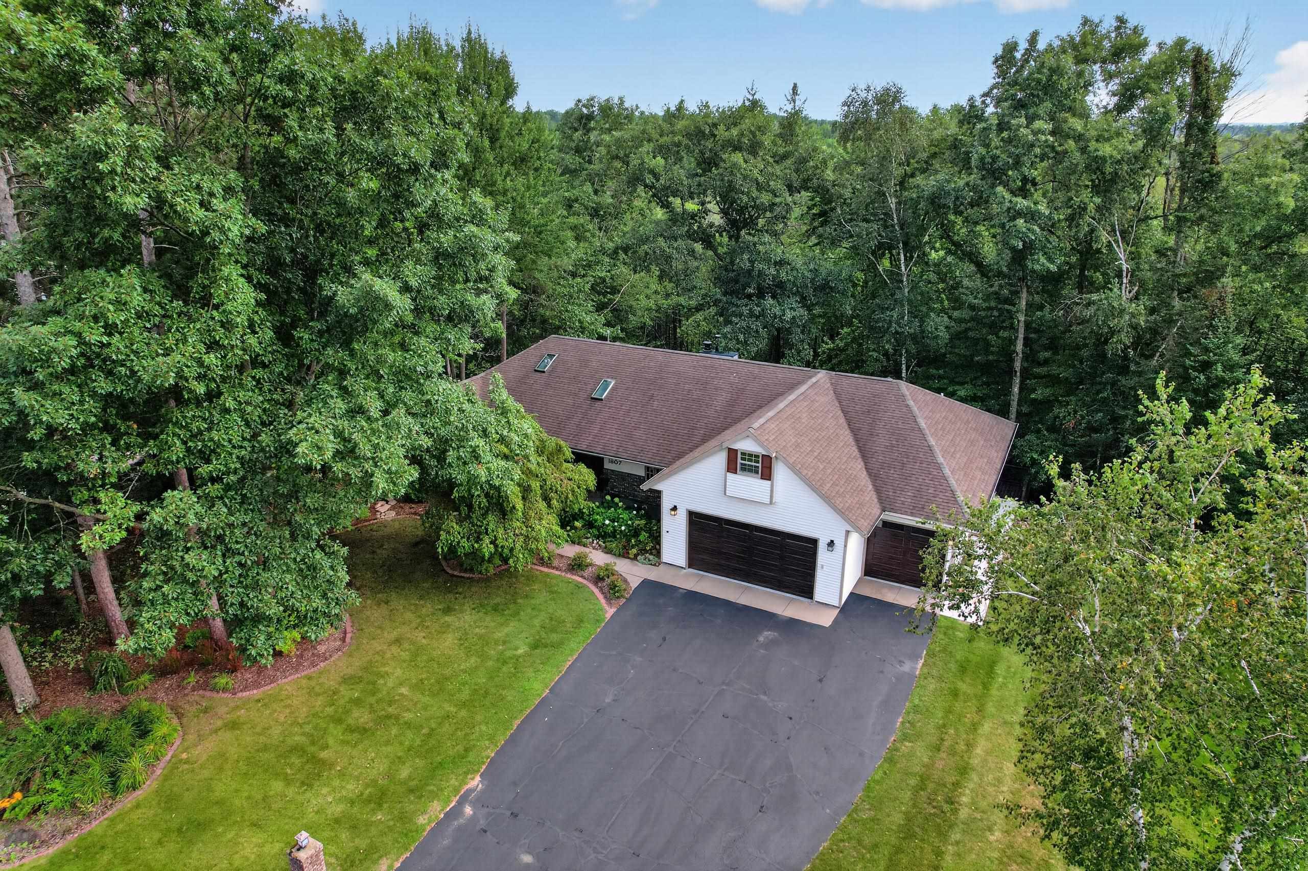 1807 Cedar Creek Drive Property Photo 1