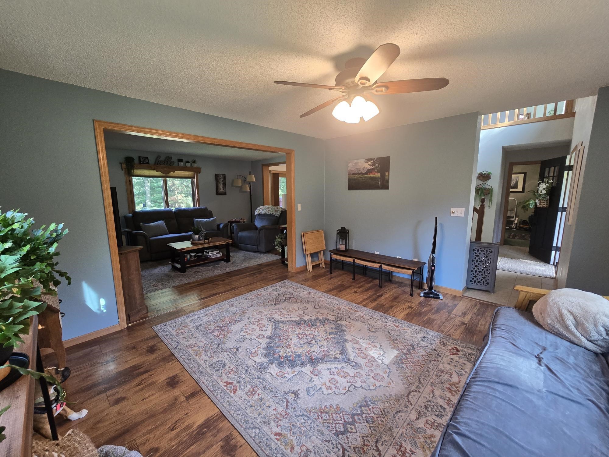 517 Regal Forest Trail Property Photo 12