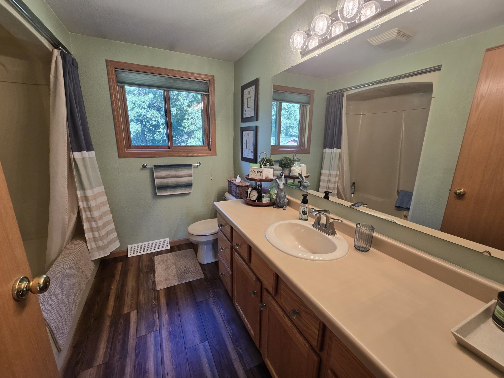 517 Regal Forest Trail Property Photo 21