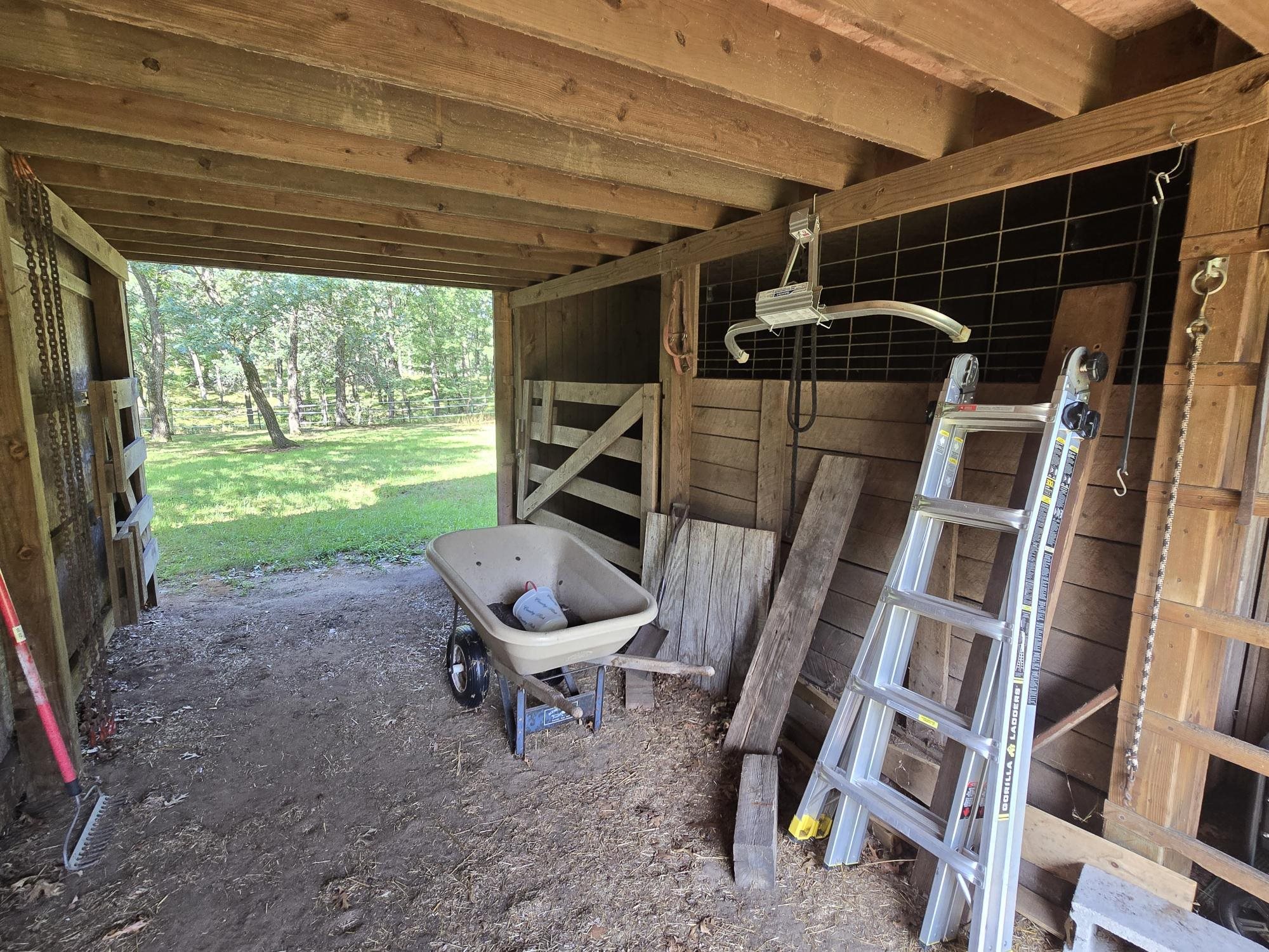 517 Regal Forest Trail Property Photo 47