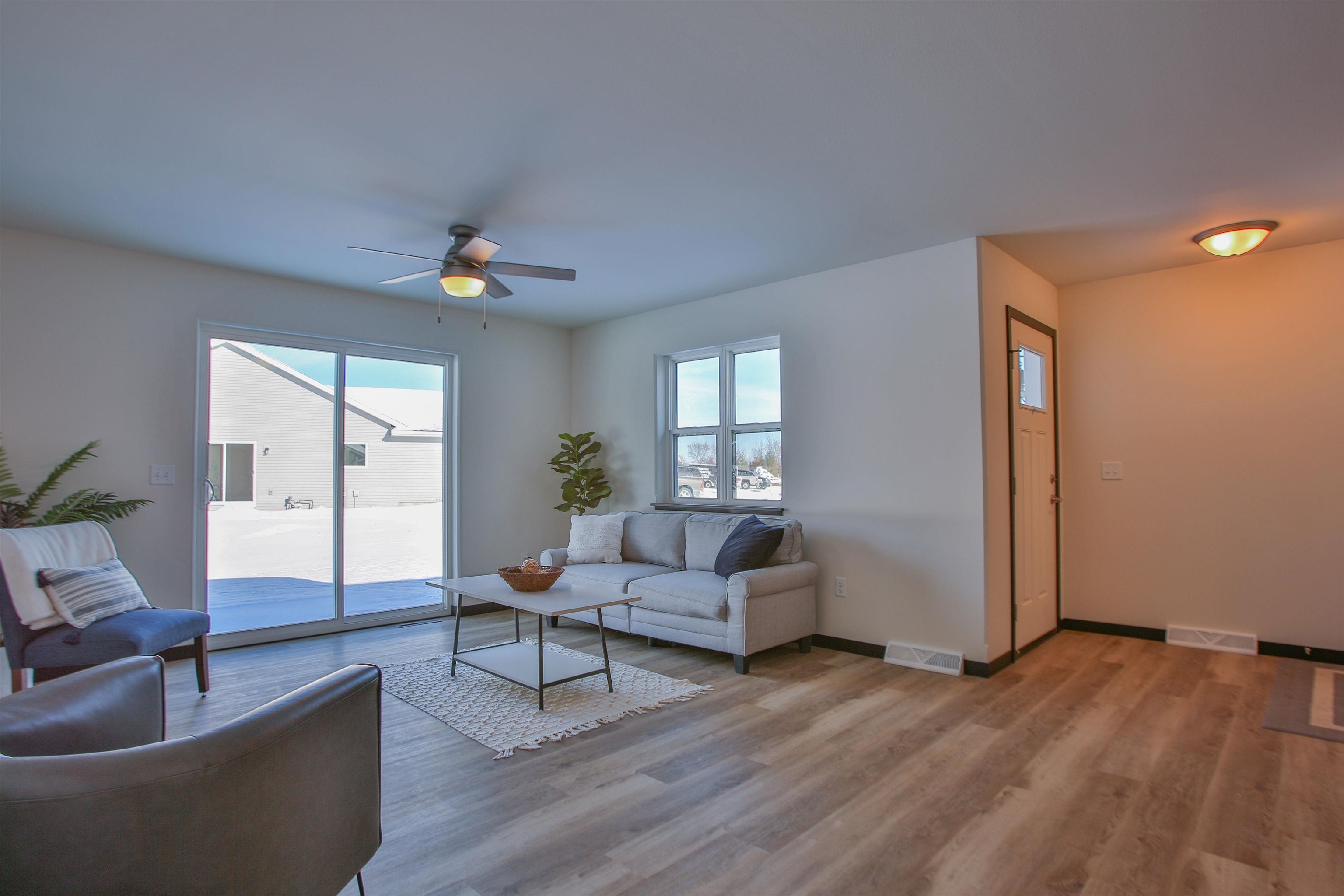 880 Morning Star Lane Property Photo 5