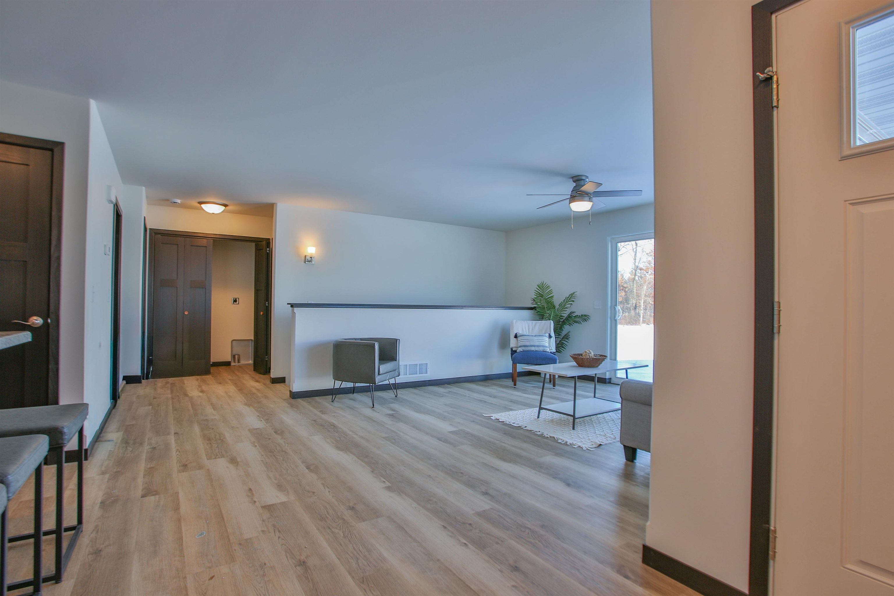 880 Morning Star Lane Property Photo 7